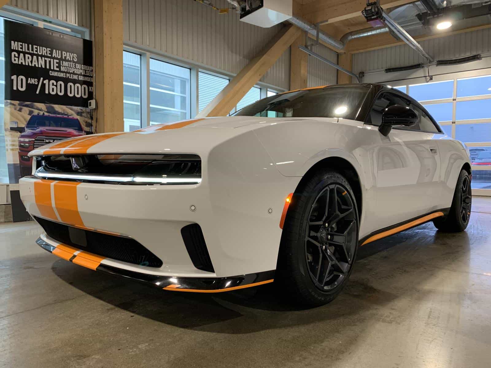 2024 Dodge Charger Daytona EV R/T - Image 1