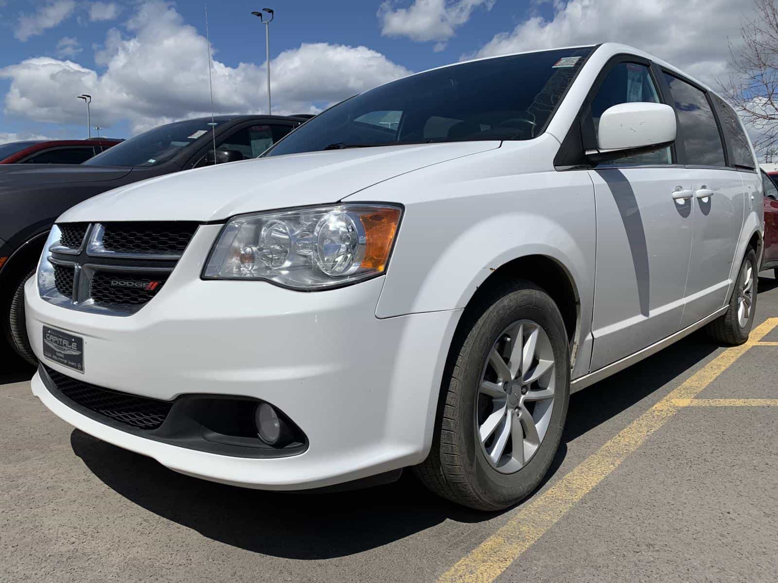 2020 Dodge Grand Caravan Premium Plus - Image 1