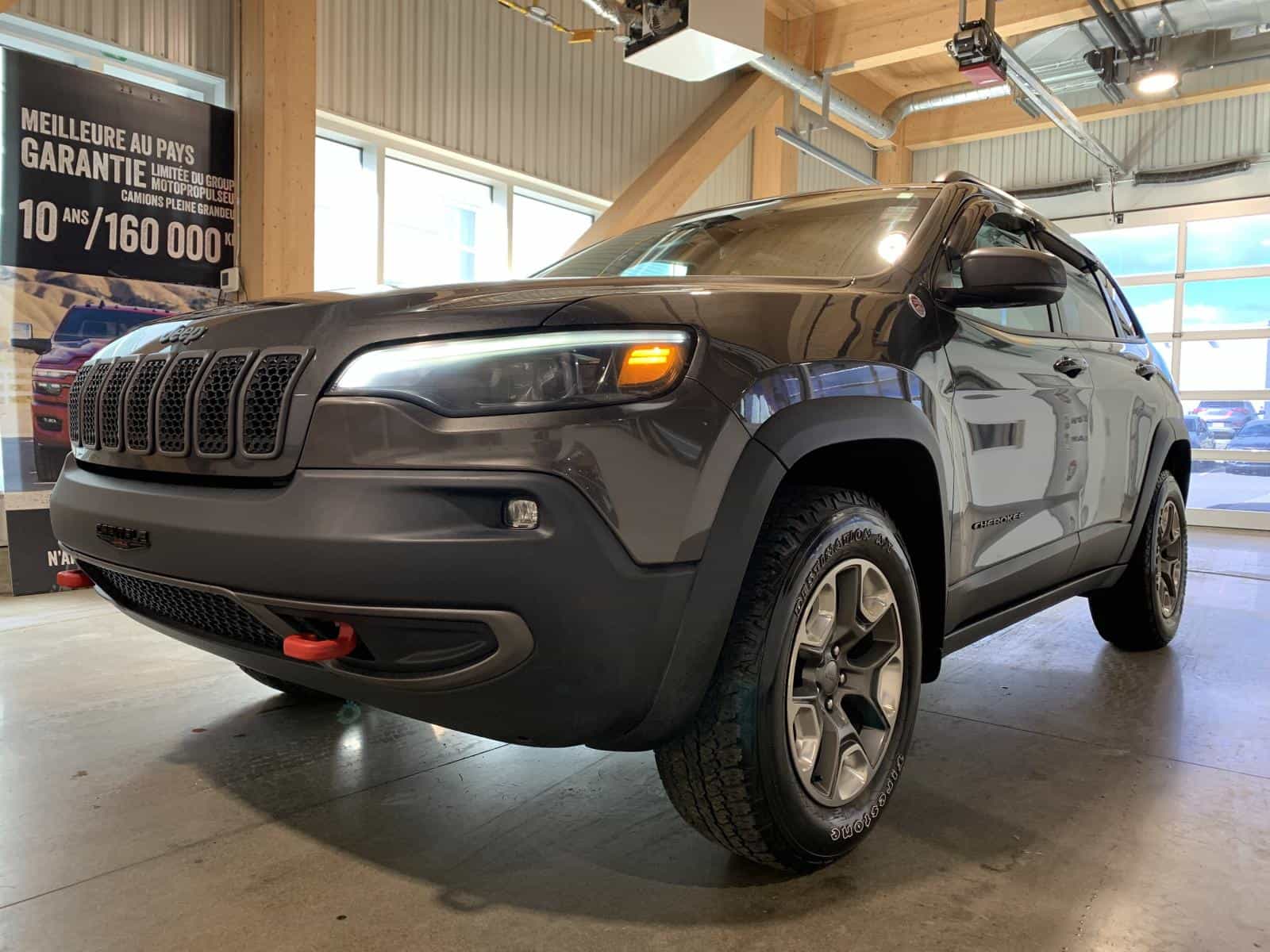 2019 Jeep Cherokee Trailhawk - Image 1