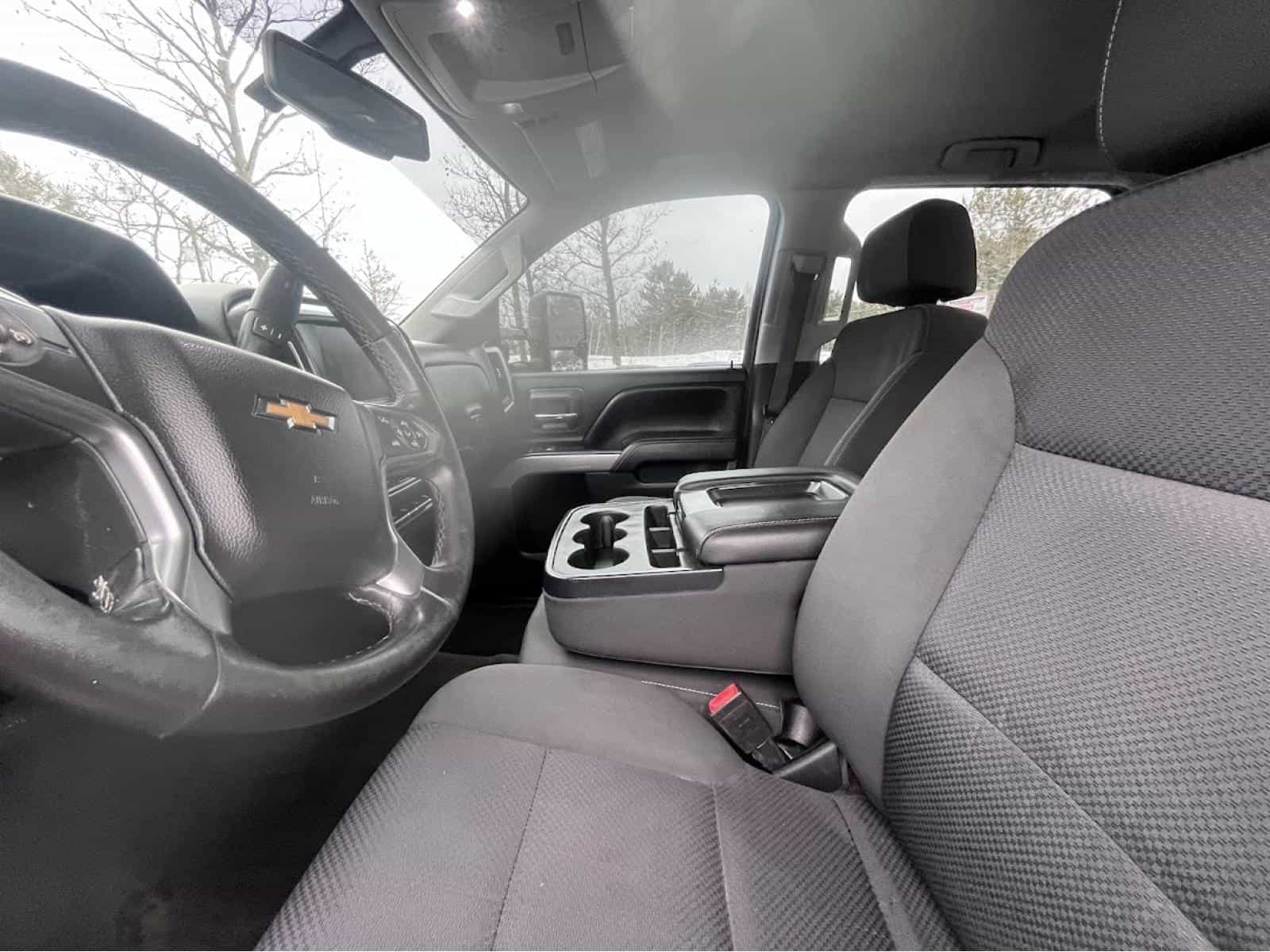 2017 Chevrolet Silverado K2500Hd Lt LT - Image 19