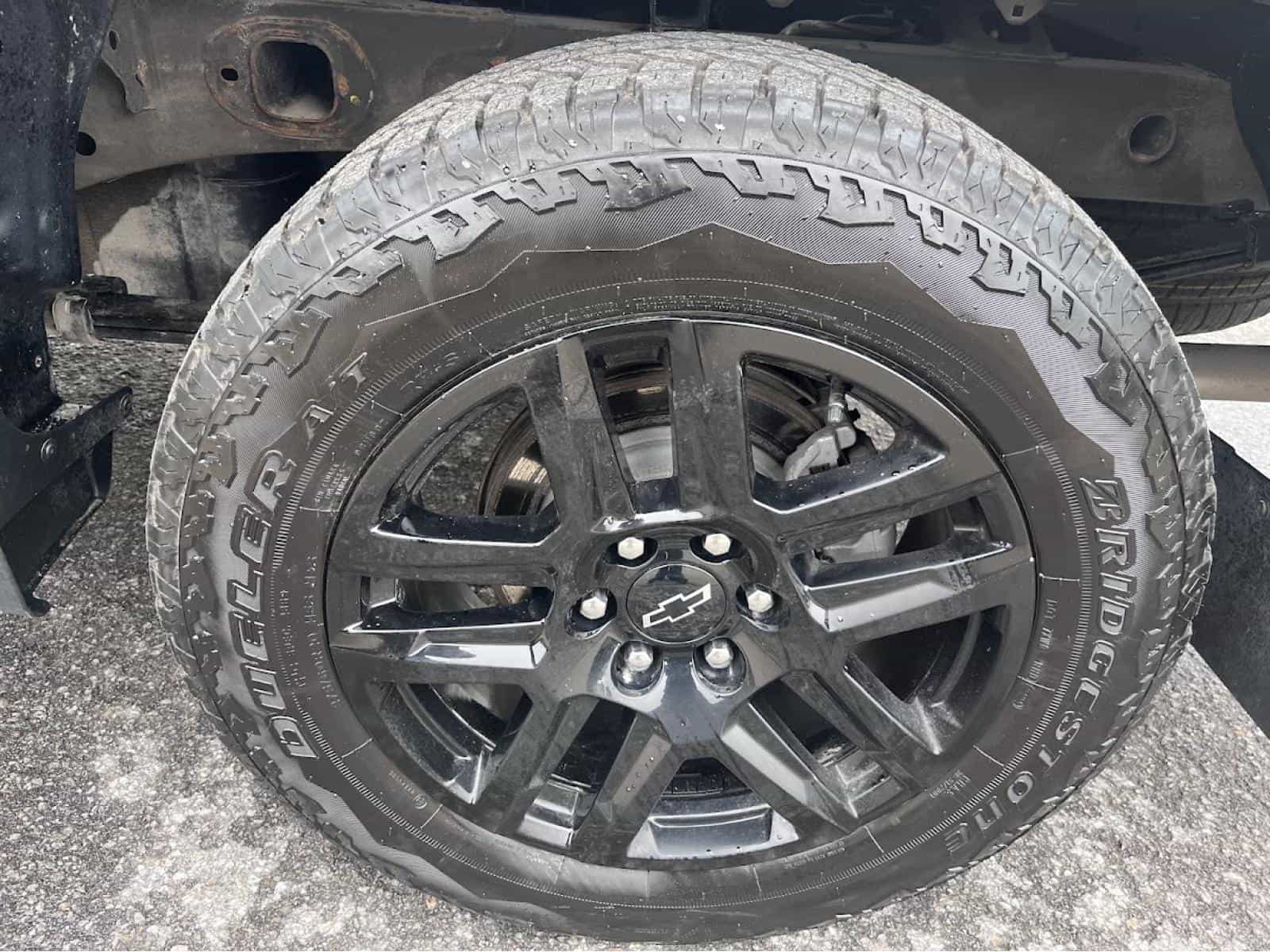 2024 Chevrolet Silverado 1500 Custom Trail Boss - Image 24