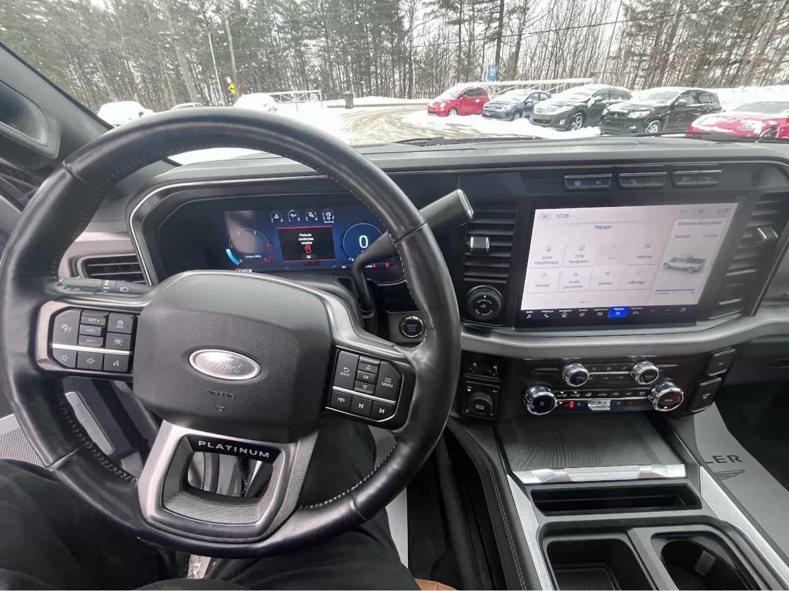 2024 Ford F250 S/D Platinum - Image 24