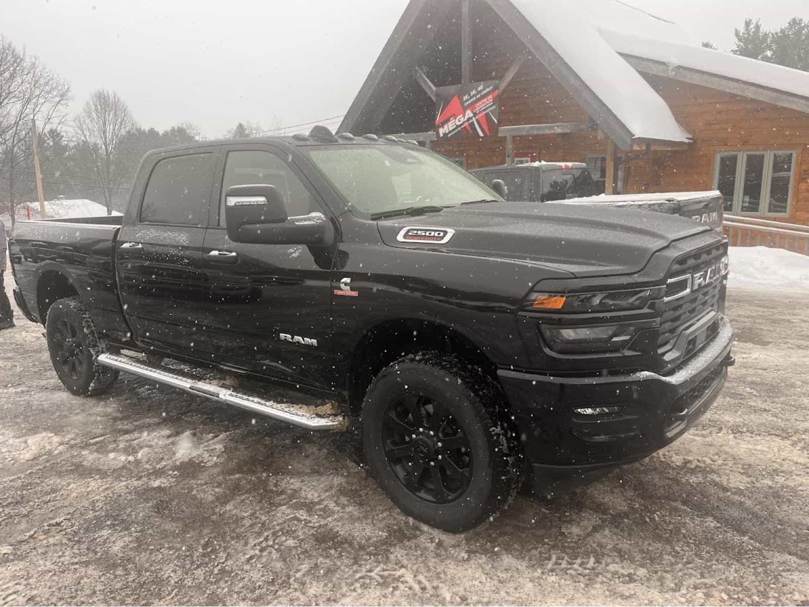 2025 RAM 2500 Big Horn - Image 2