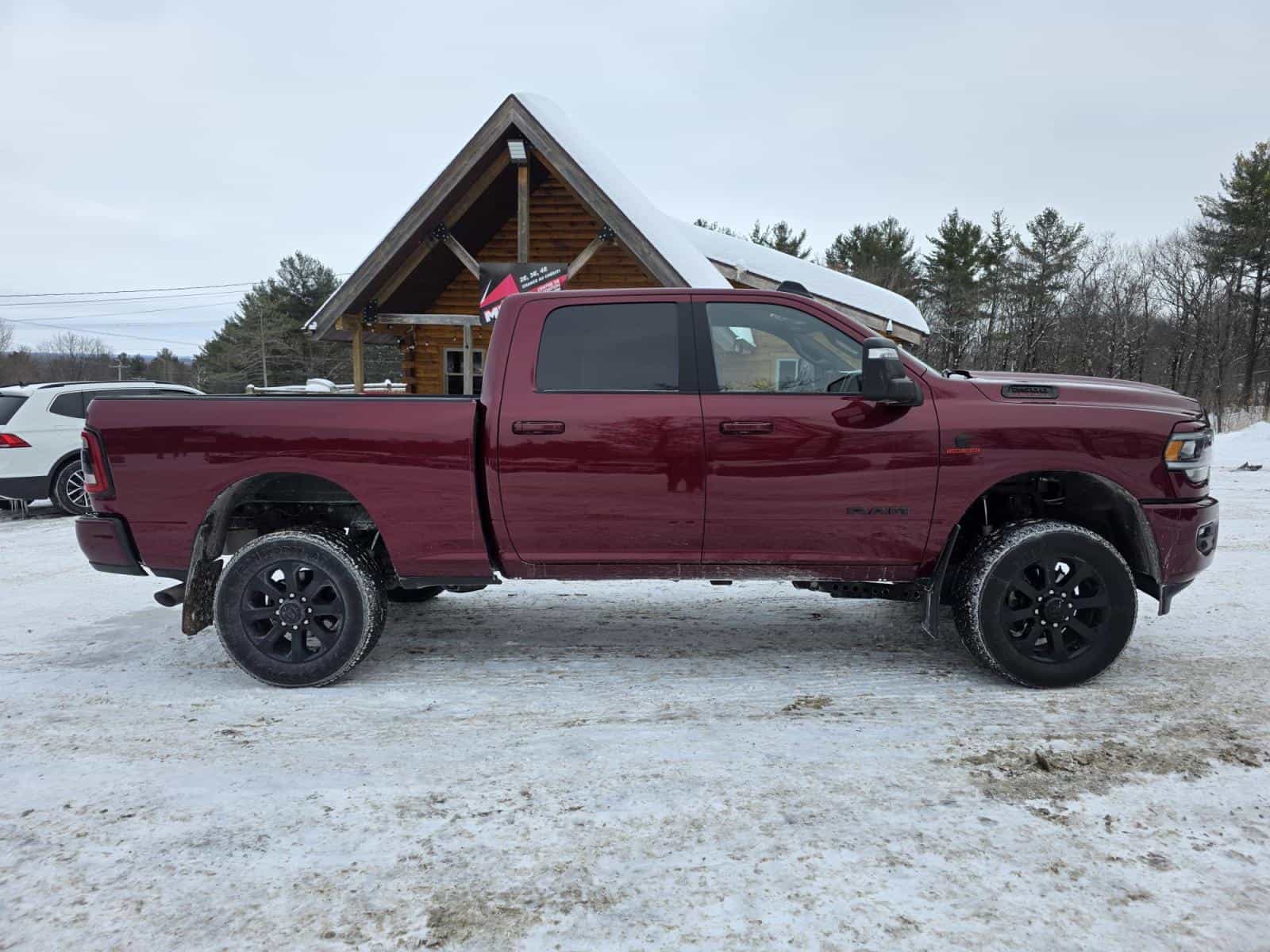 2024 RAM 2500 Big Horn Big Horn - Image 4