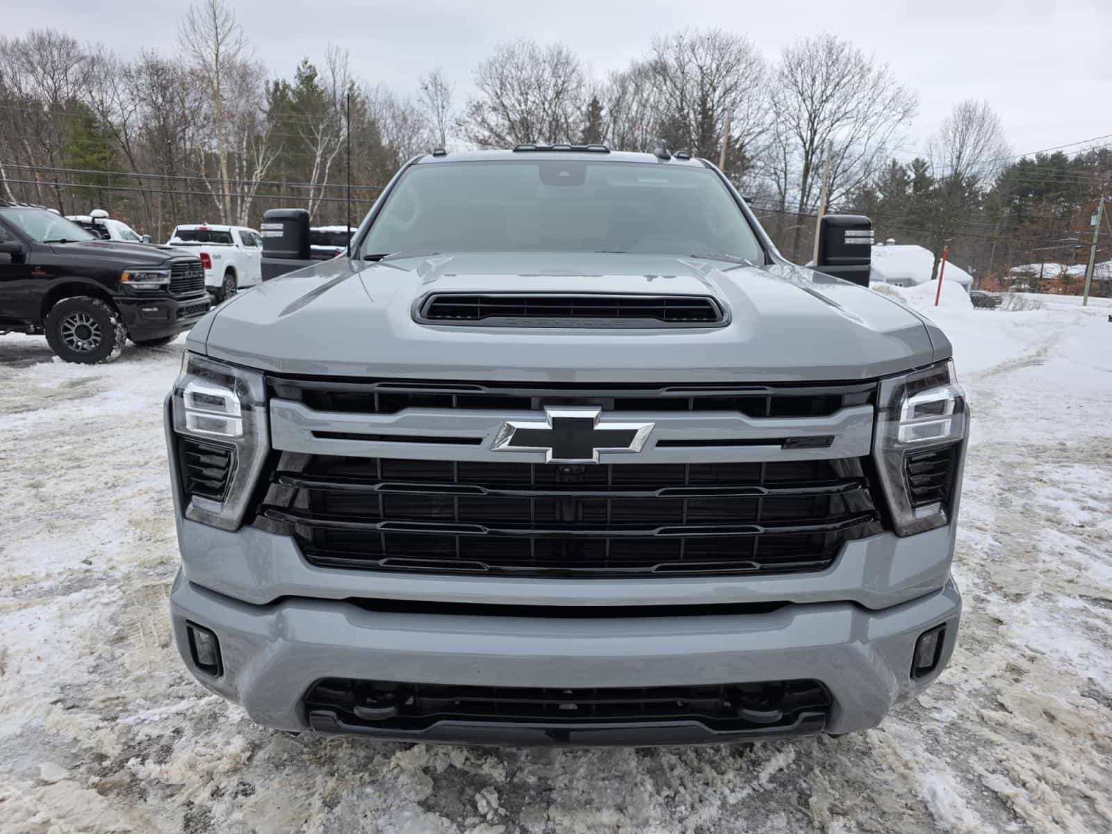 2024 Chevrolet Silverado 2500 LT - Image 2