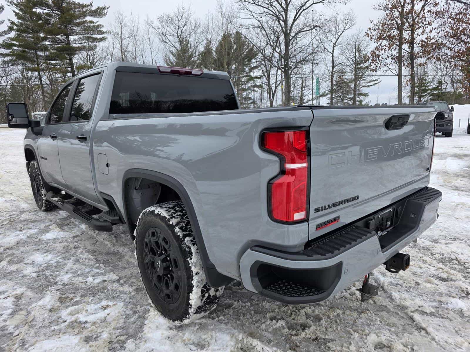 2024 Chevrolet Silverado 2500 LT - Image 7
