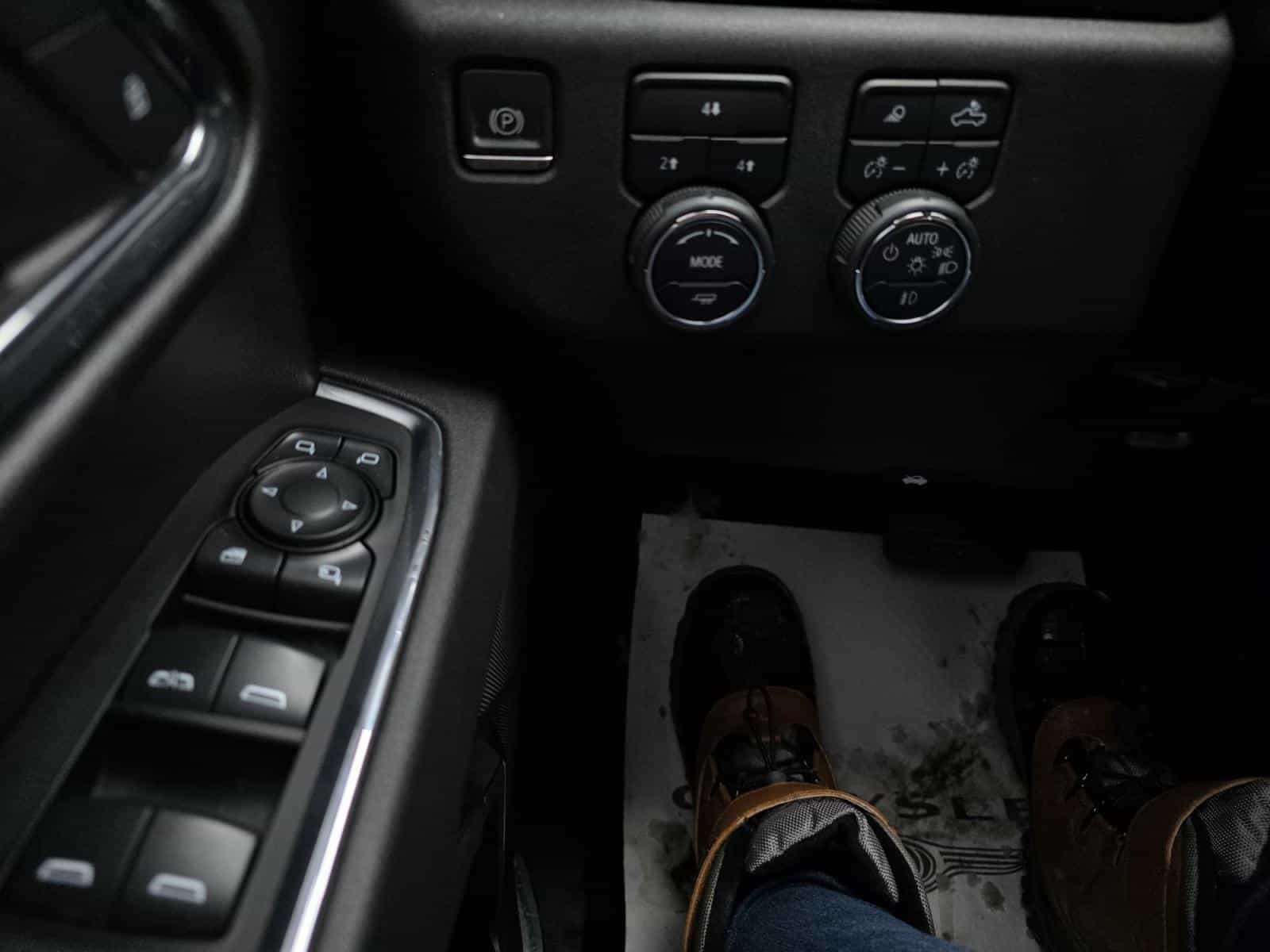 2024 Chevrolet Silverado 2500 LT - Image 15