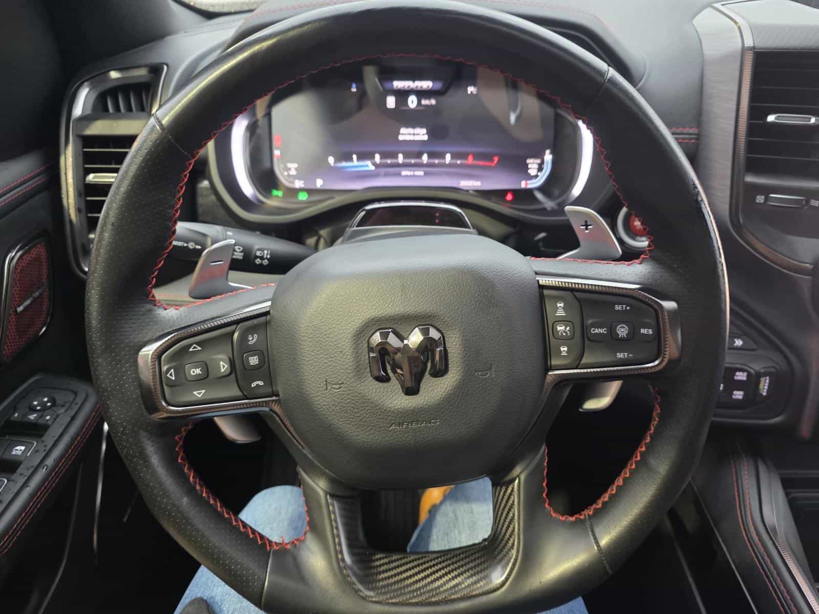 2025 RAM 1500 RHO - Image 17