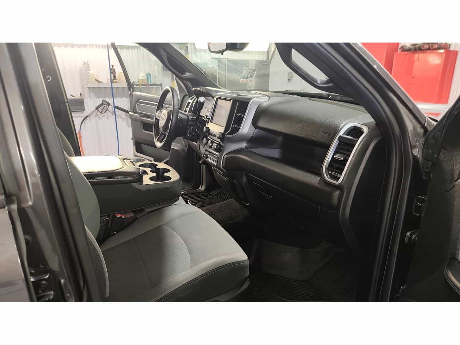 2022 RAM 2500 BIG HORN/LONE STAR Big Horn - Image 14