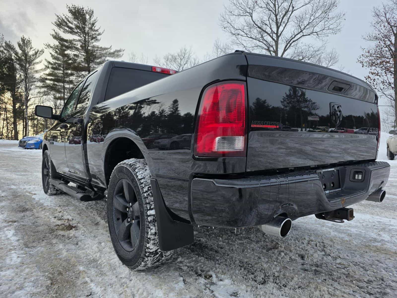 2017 RAM 1500 ST - Image 7
