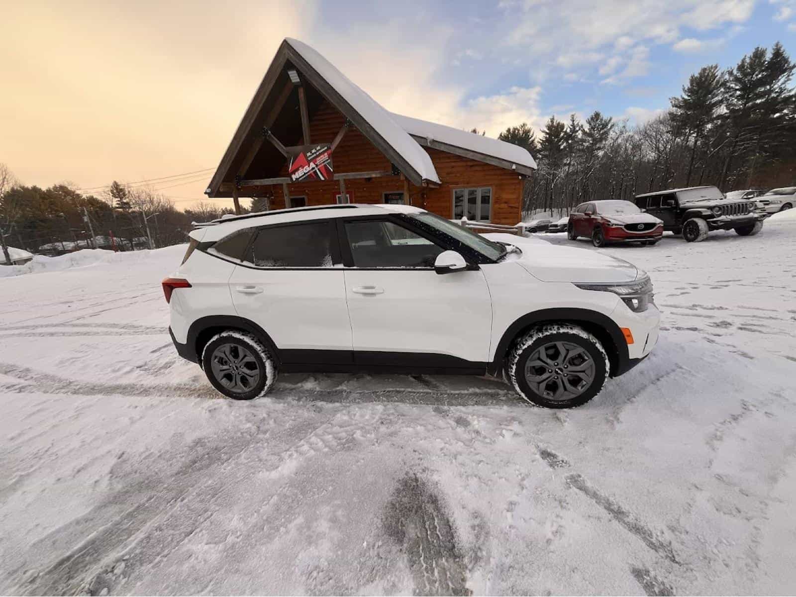 2024 Kia Seltos LX - Image 5