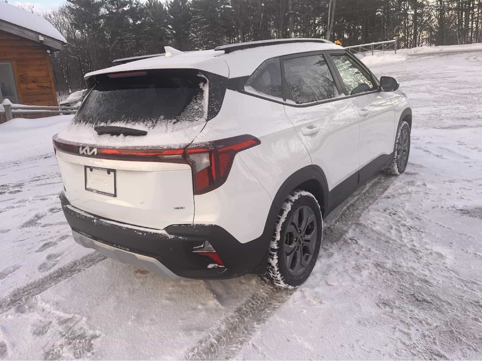 2024 Kia Seltos LX - Image 8