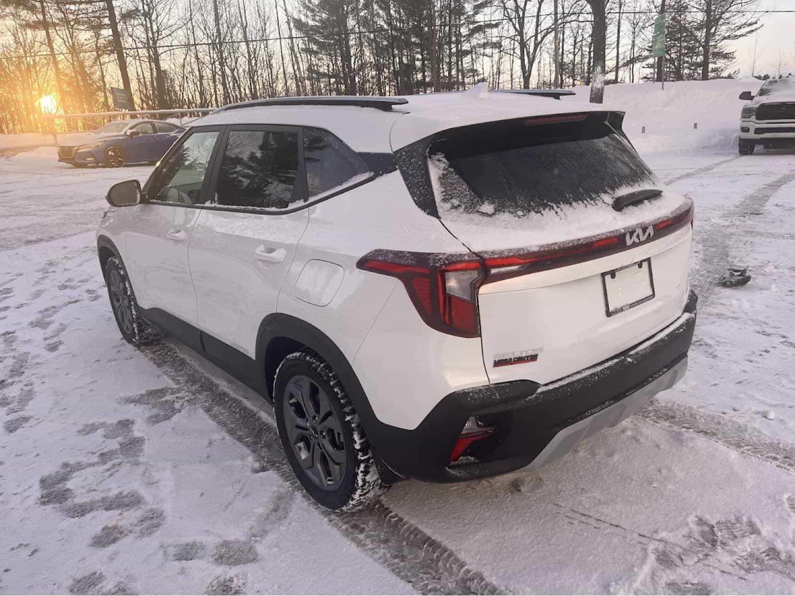 2024 Kia Seltos LX - Image 11