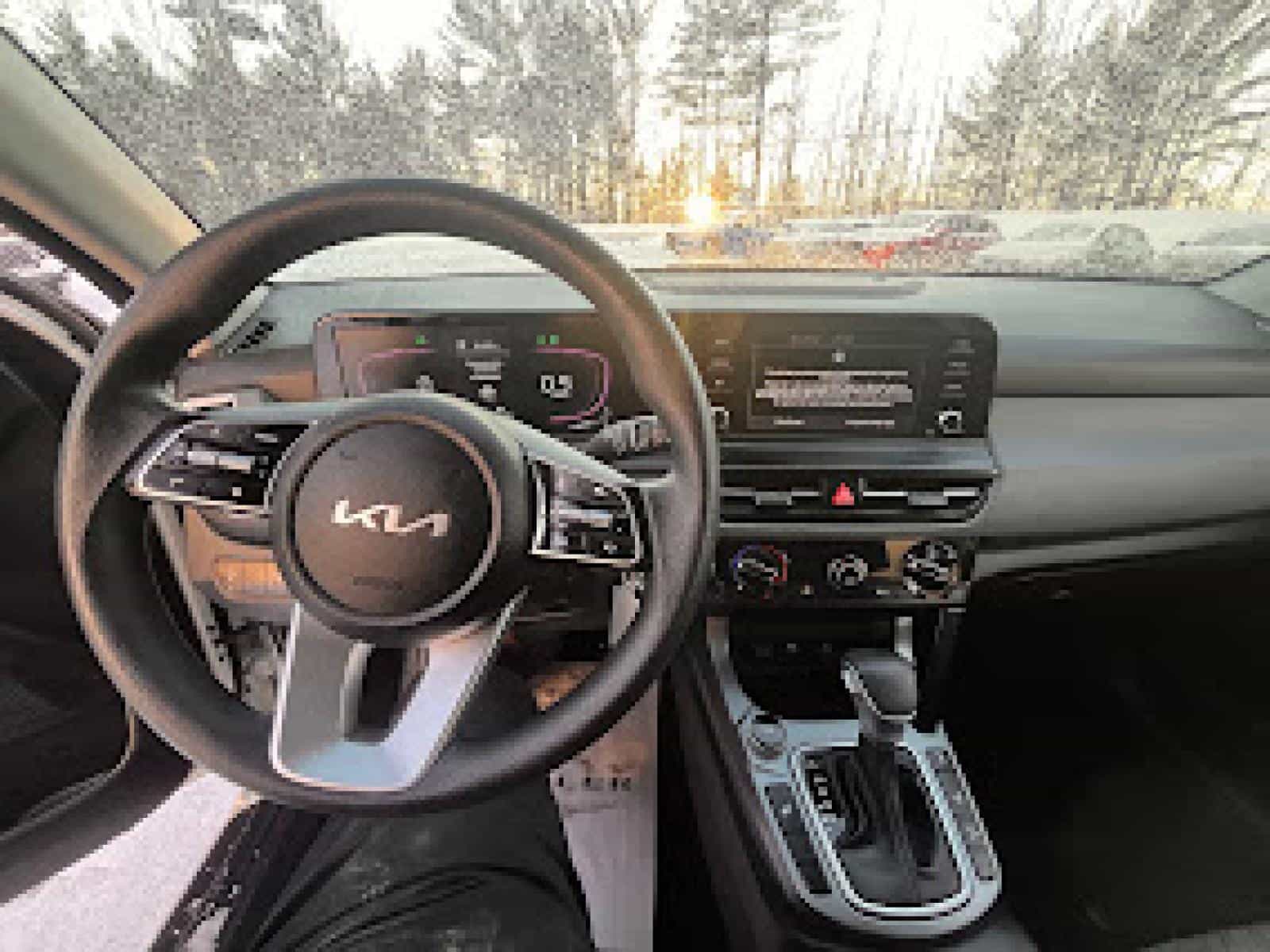 2024 Kia Seltos LX - Image 18