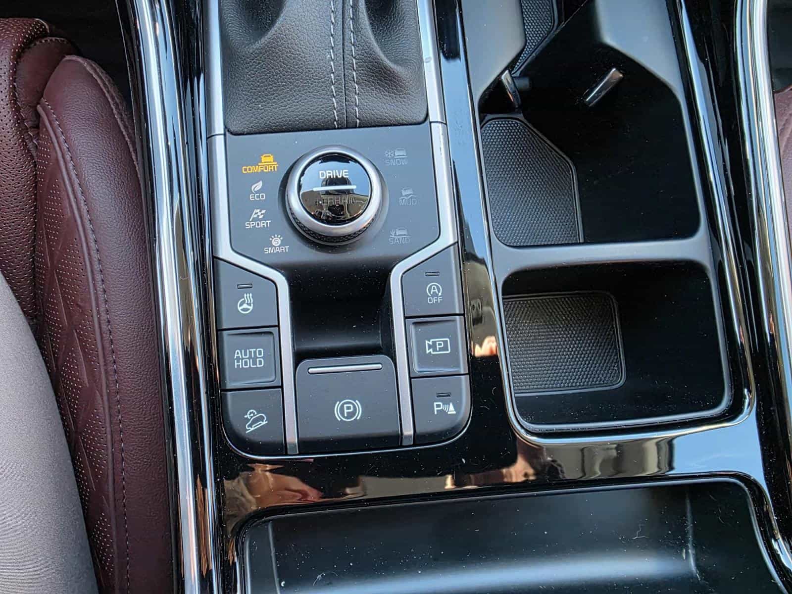 2023 Kia Sorento SX - Image 13