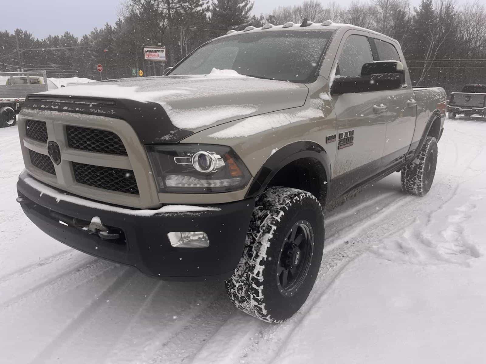 2018 RAM 2500 Power Wagon - Image 14