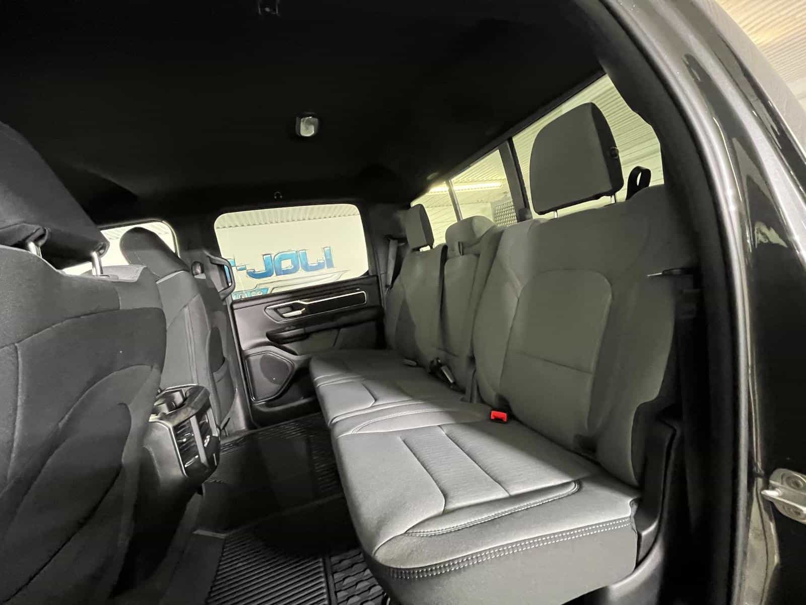 Image 12 RAM 1500 Big Horn 2024