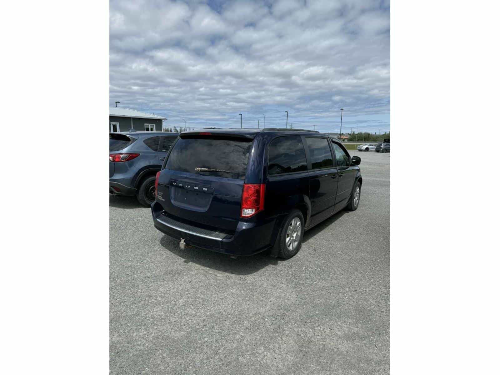 2013 Dodge Grand Caravan SE - Image 2