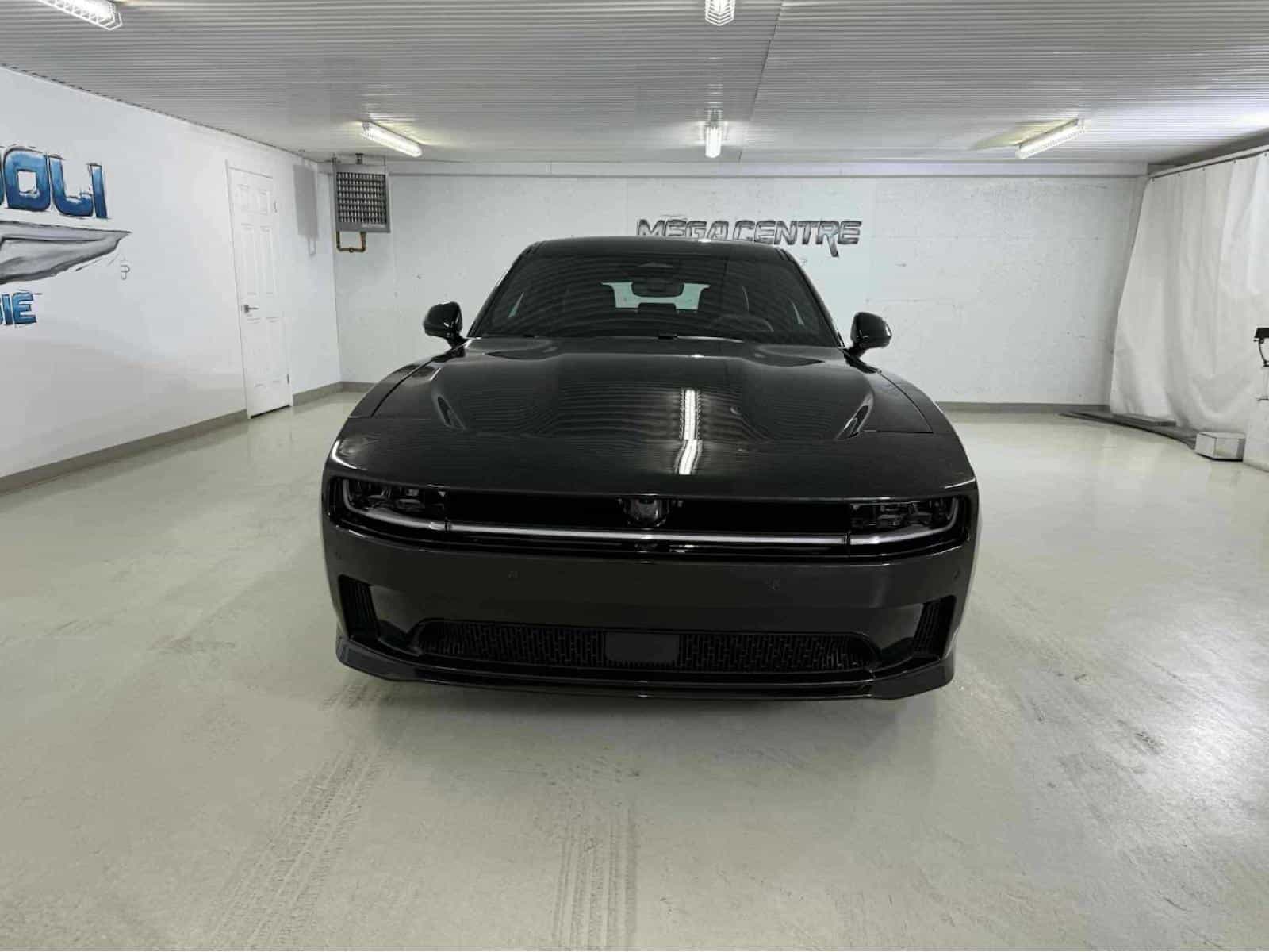 2024 Dodge Charger Daytona R/T - Image 2