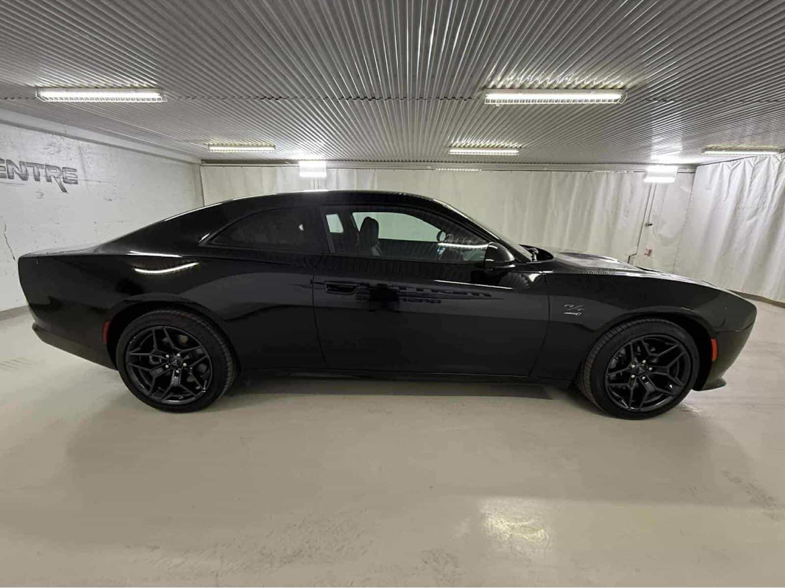 2024 Dodge Charger Daytona EV R/T - Image 13