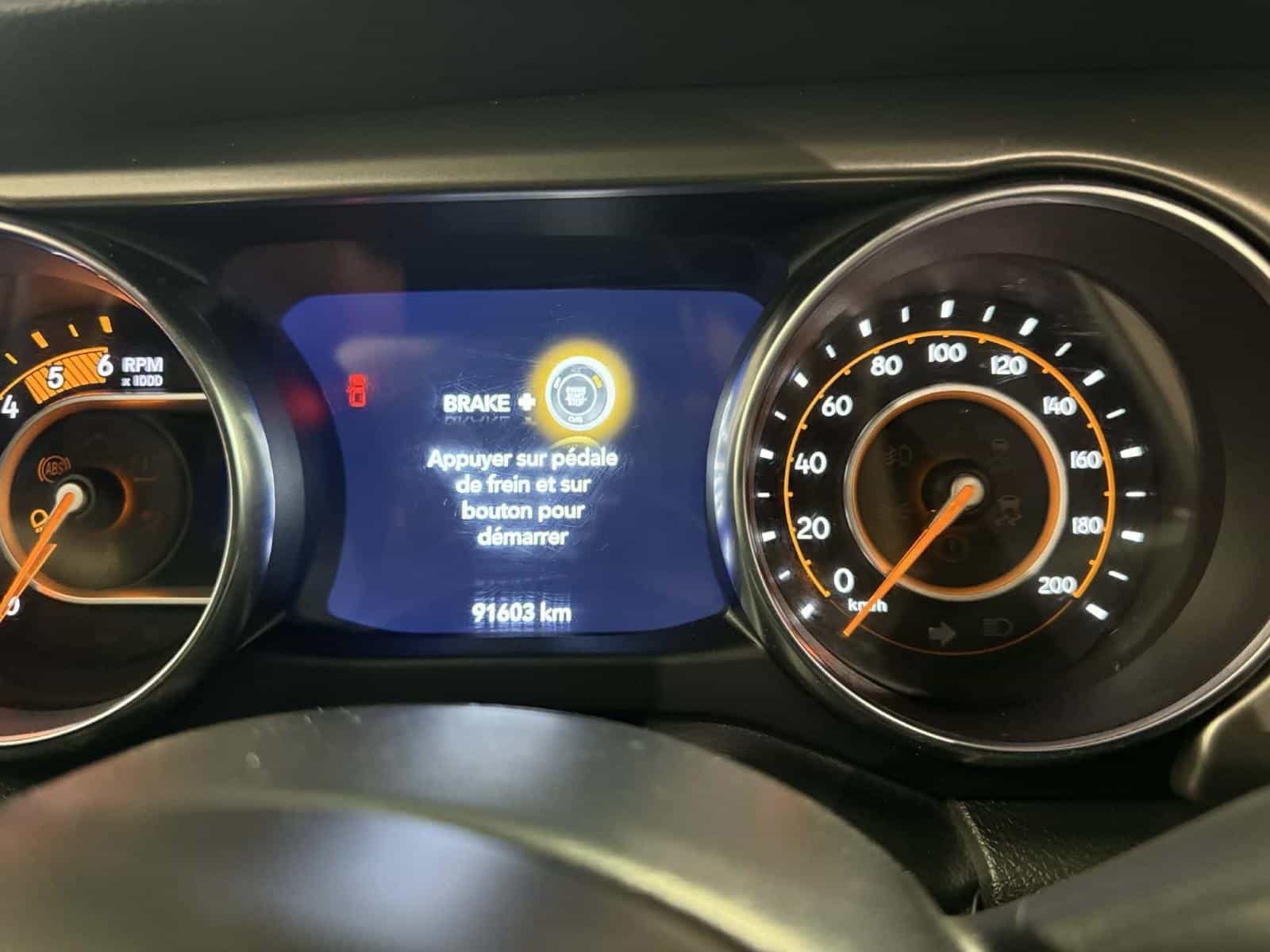 2022 Jeep Gladiator Willy's - Image 14