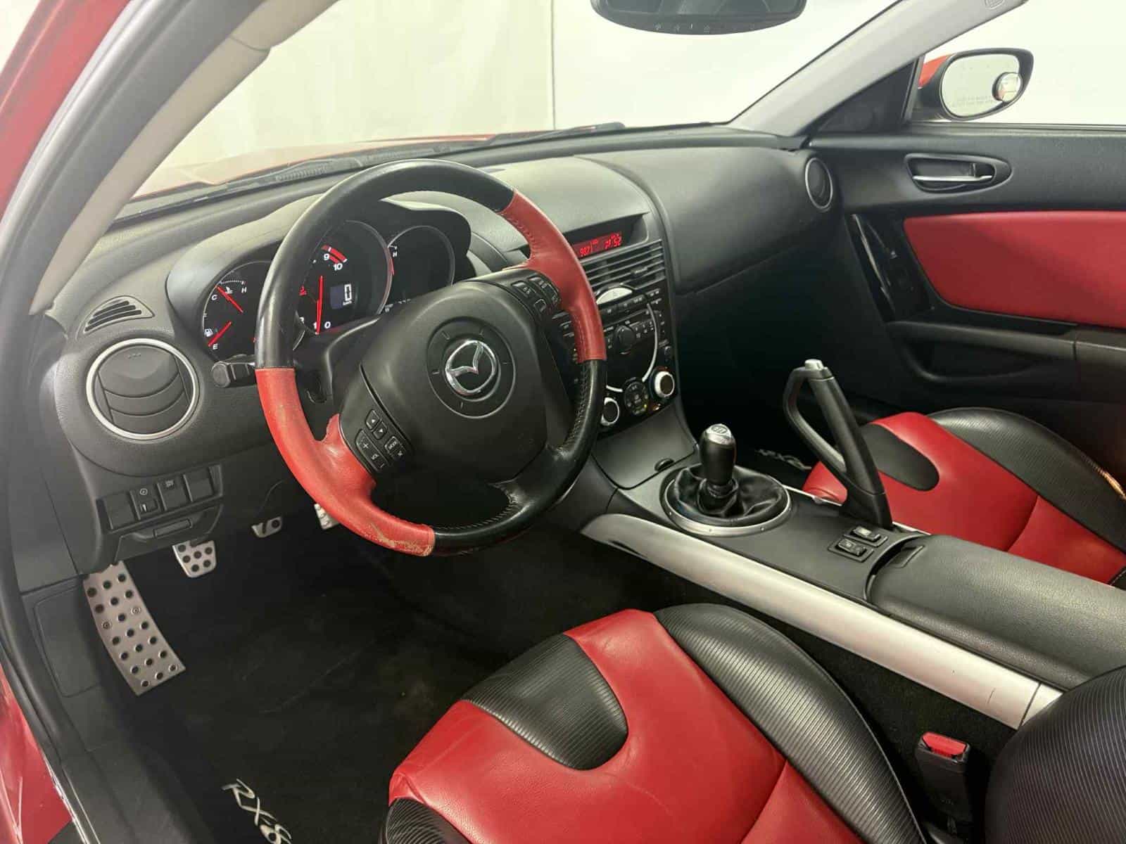 2004 Mazda RX-8 GT - Image 11