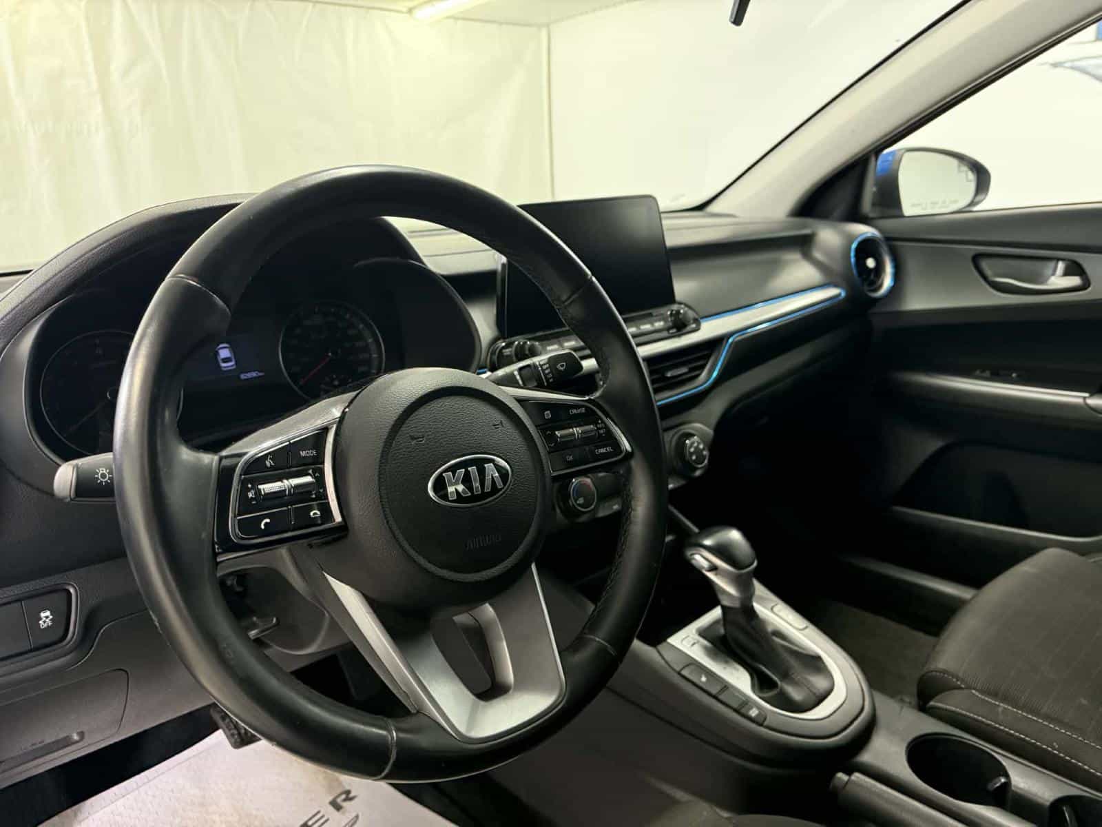 2021 Kia Forte LX - Image 13