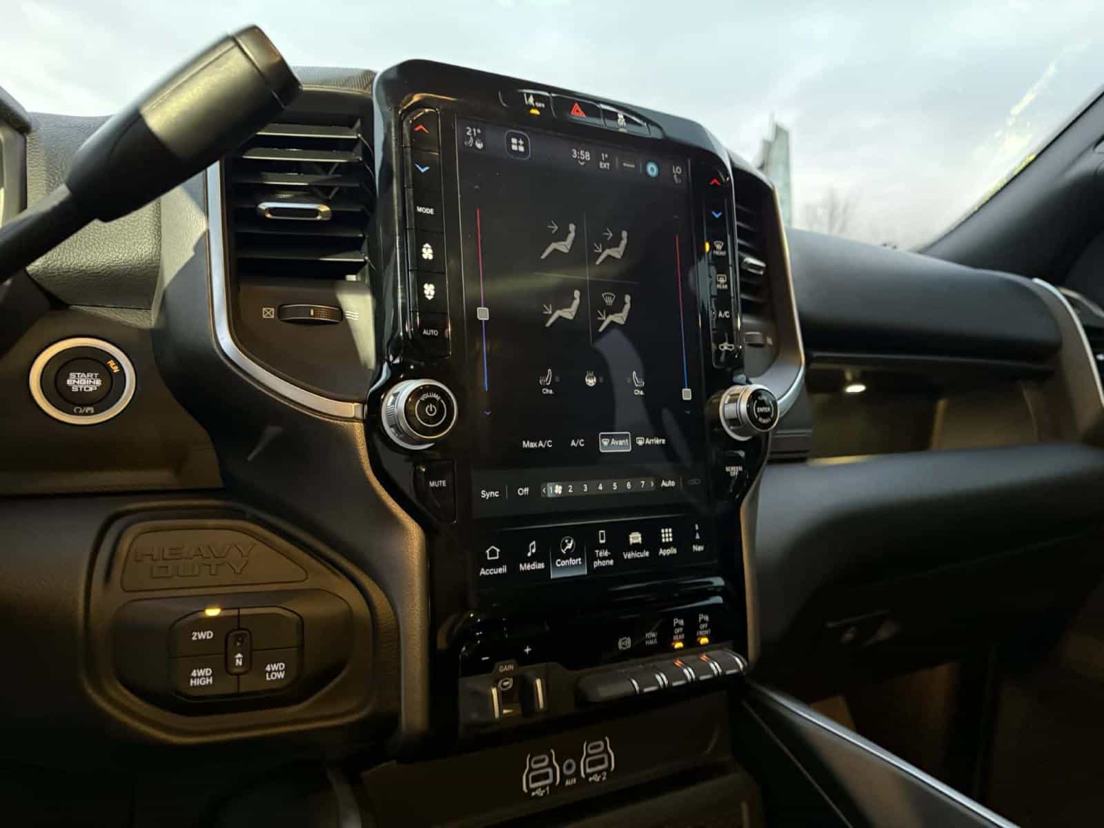 2025 RAM 3500 Big Horn Big Horn - Image 12