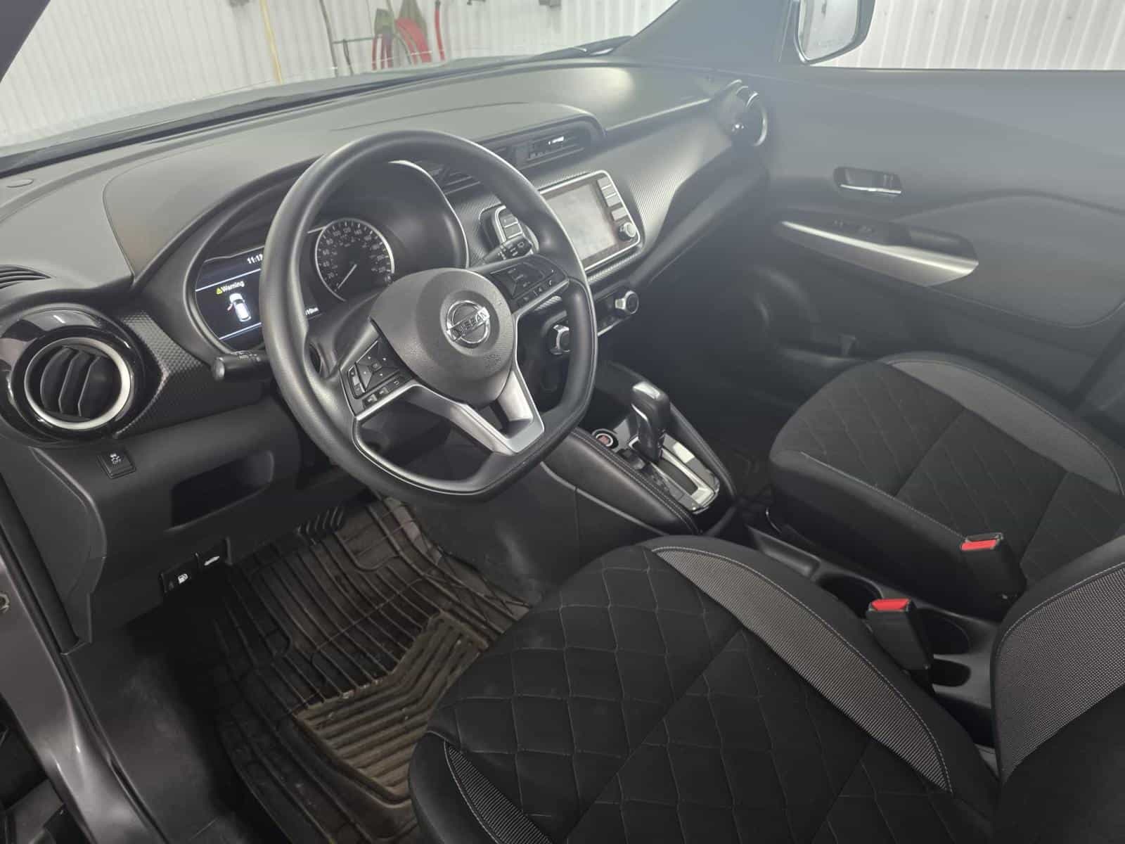 Image 8 Nissan Kicks SV 2019