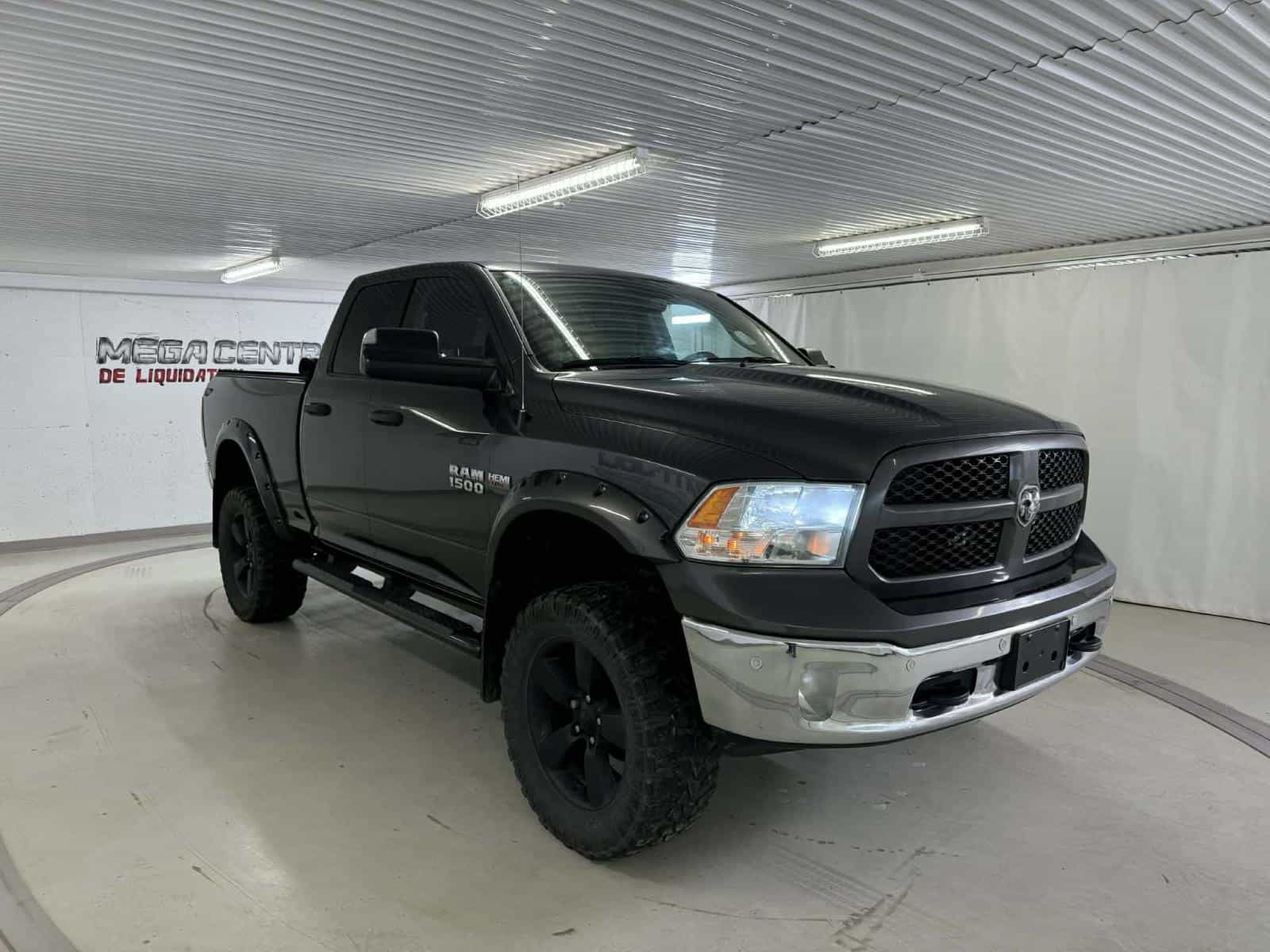 2017 RAM 1500 SLT SLT - Image 7