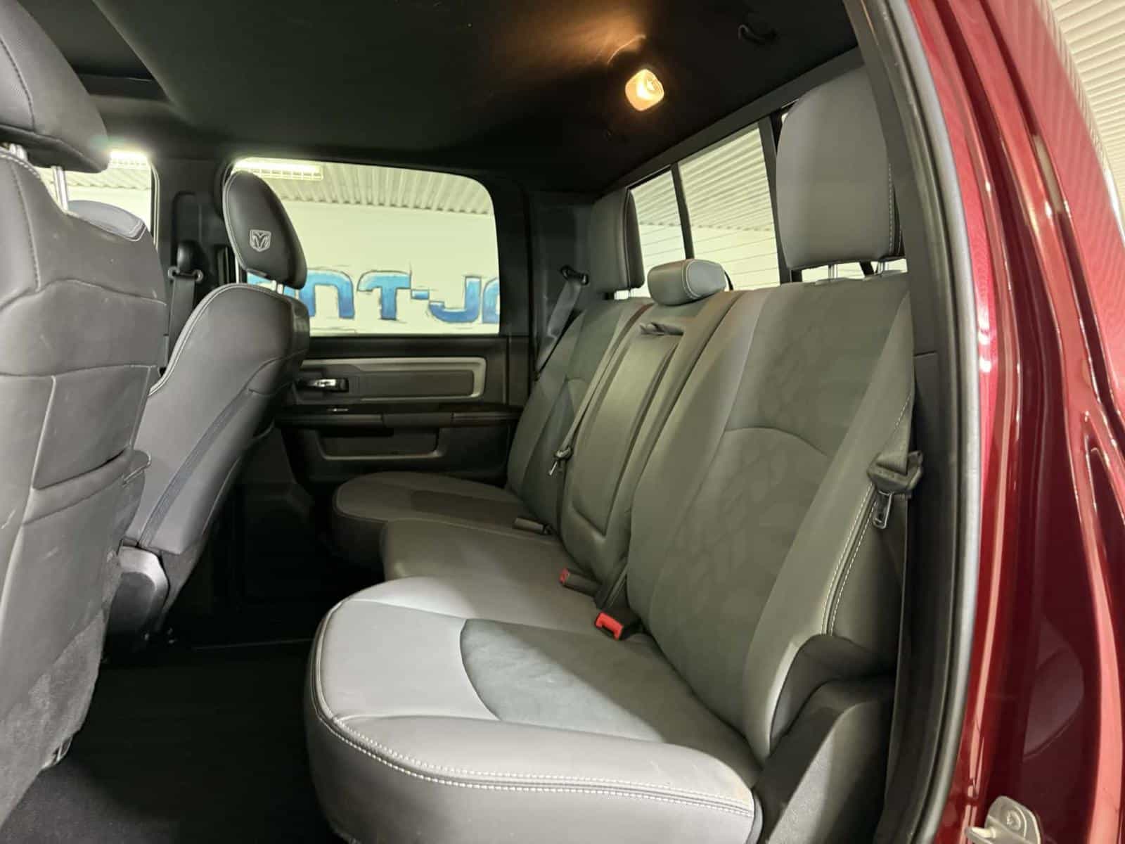 2018 RAM 2500 Powerwagon Power Wagon - Image 10