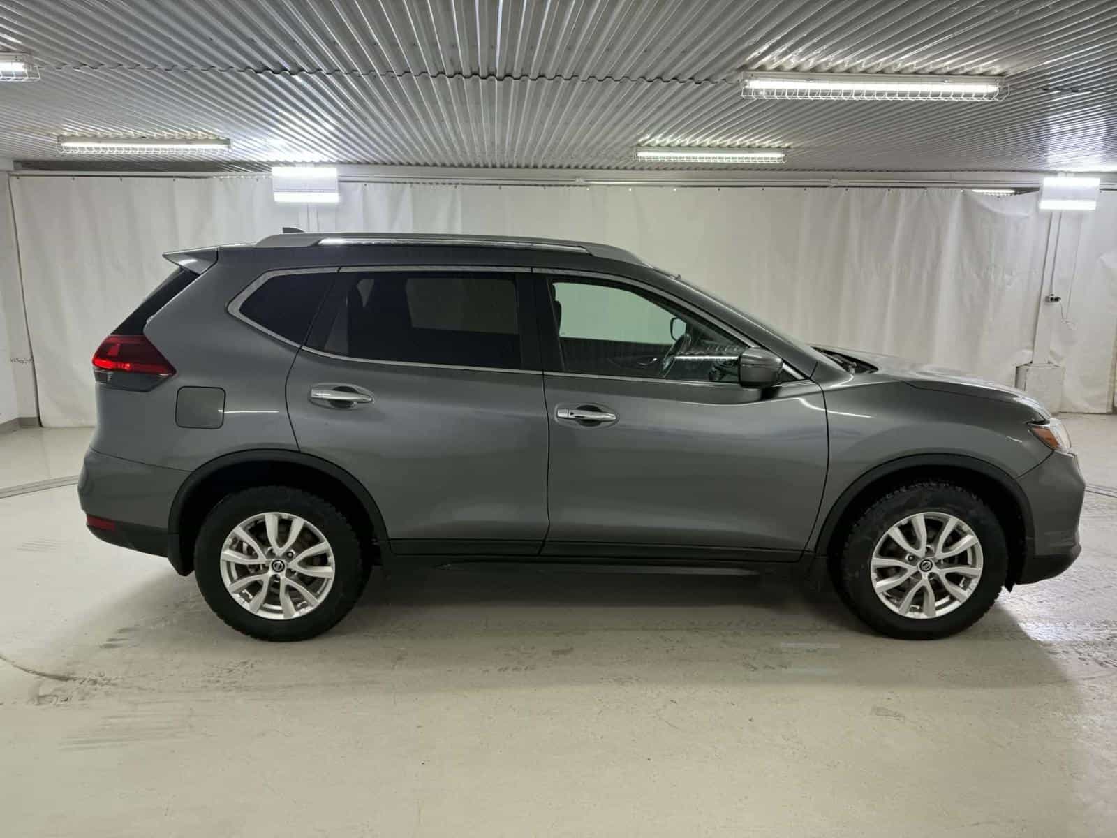 2018 Nissan ROGUE S/SL/SV SV - Image 6
