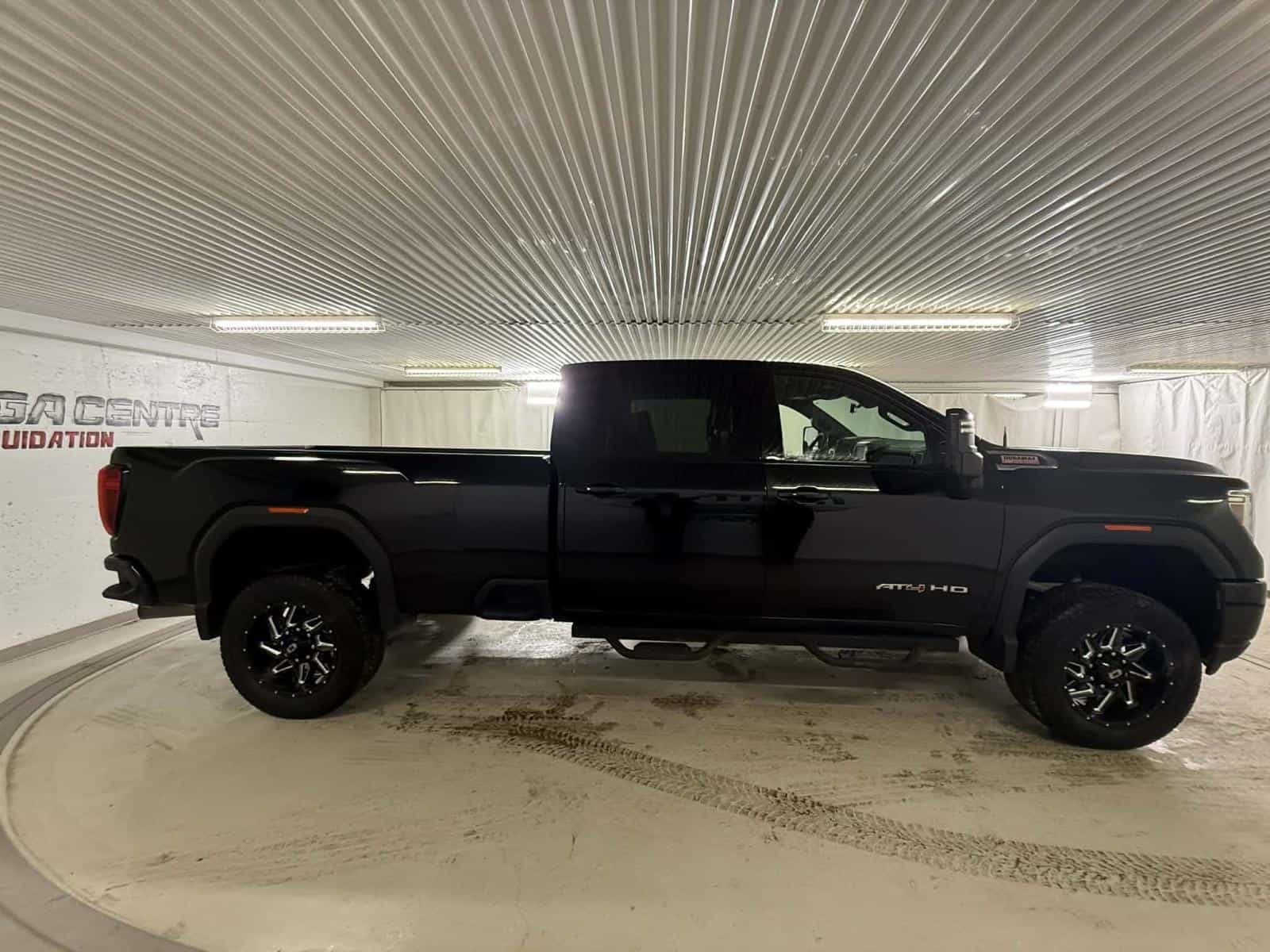 2023 GMC Sierra AT4 - Image 6
