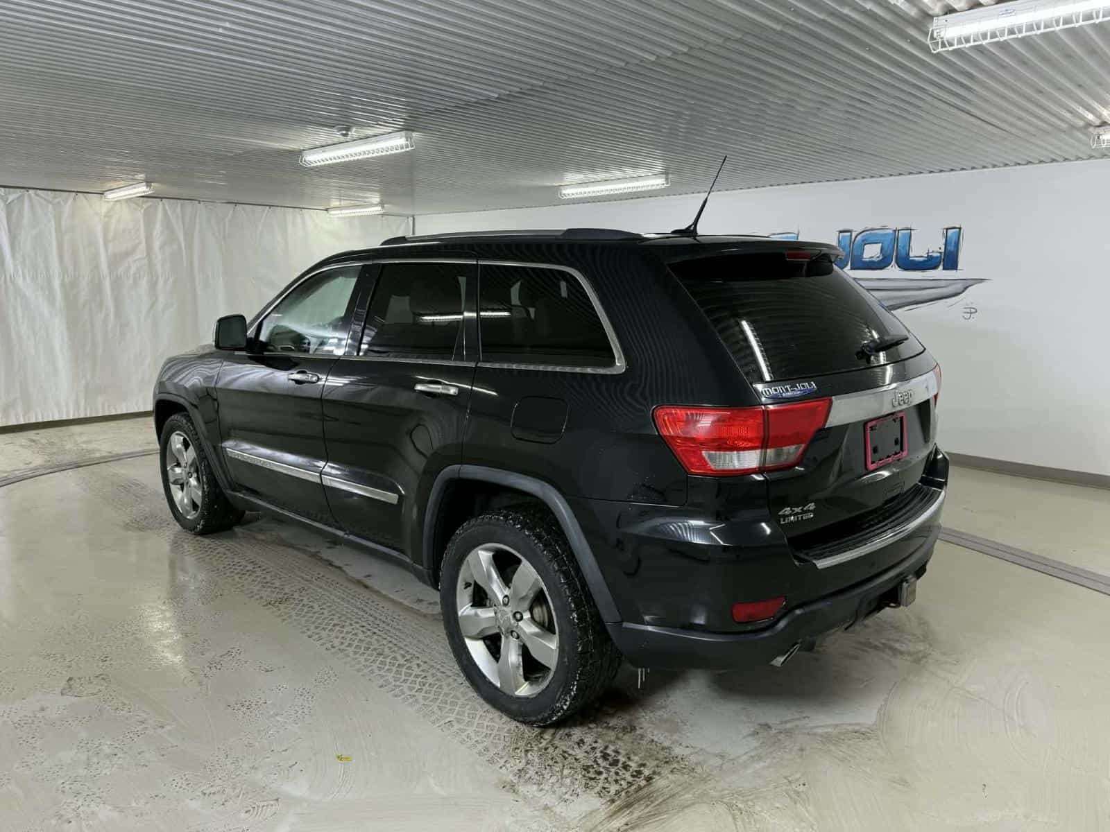 2011 Jeep Grand Cherokee Limited Limited - Image 3