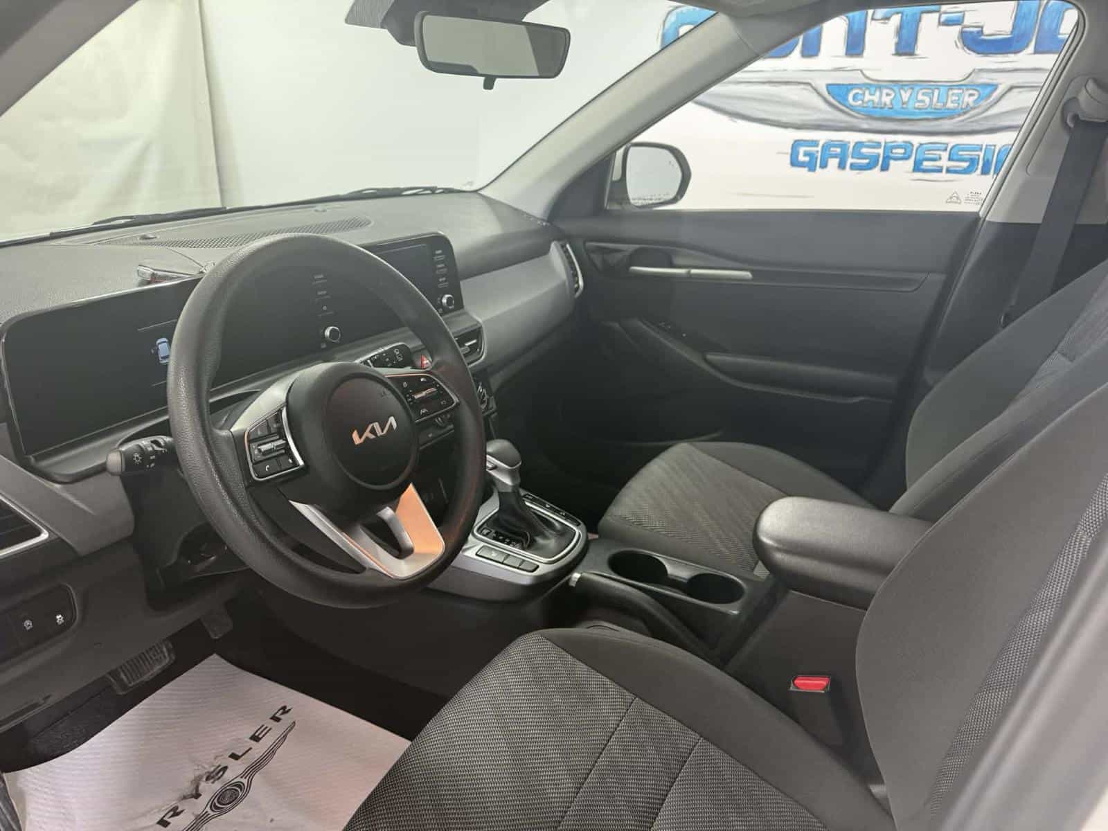 2024 Kia Seltos LX - Image 13