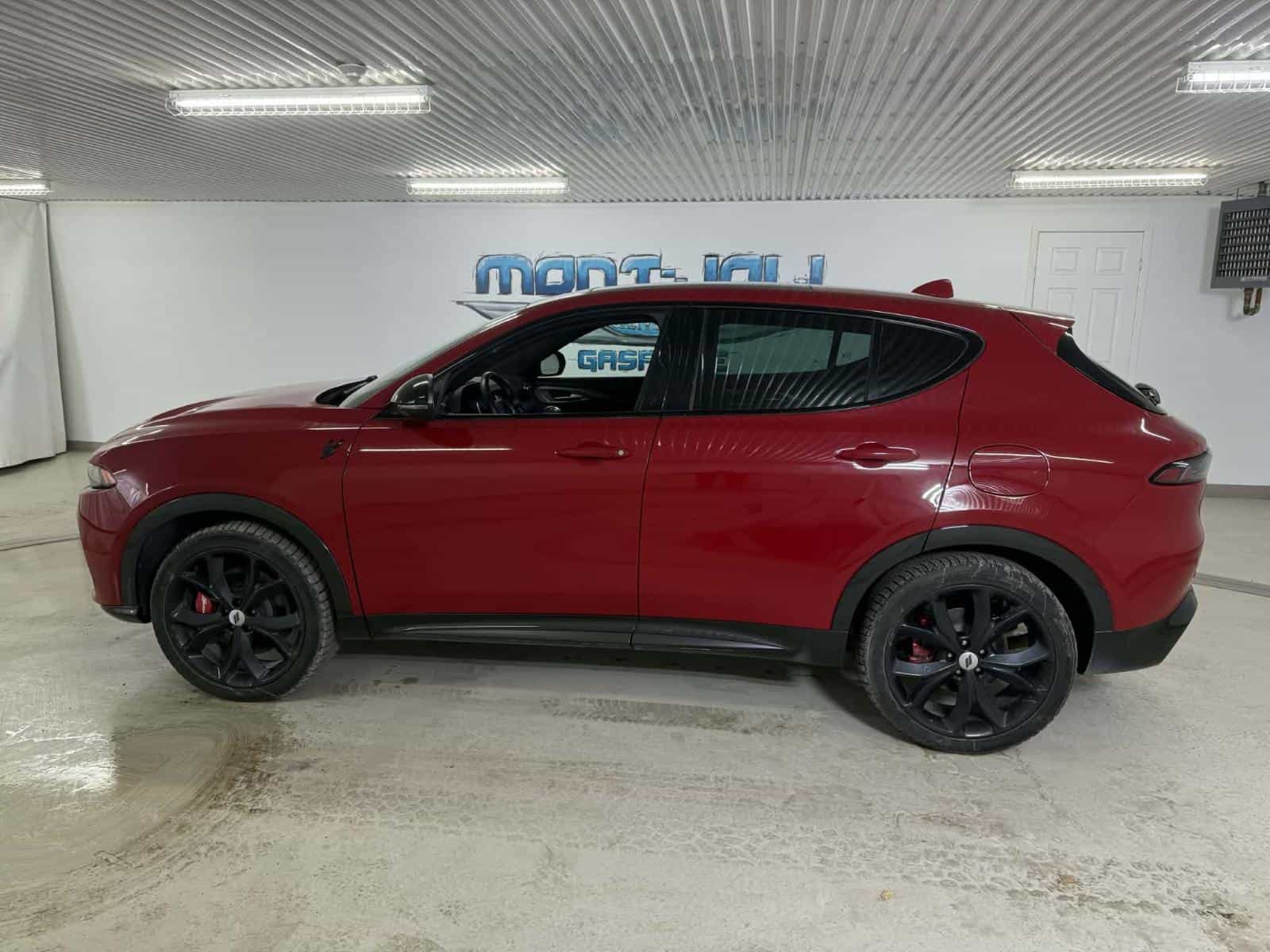 2024 Dodge Hornet R/T Plus PHEV - Image 2