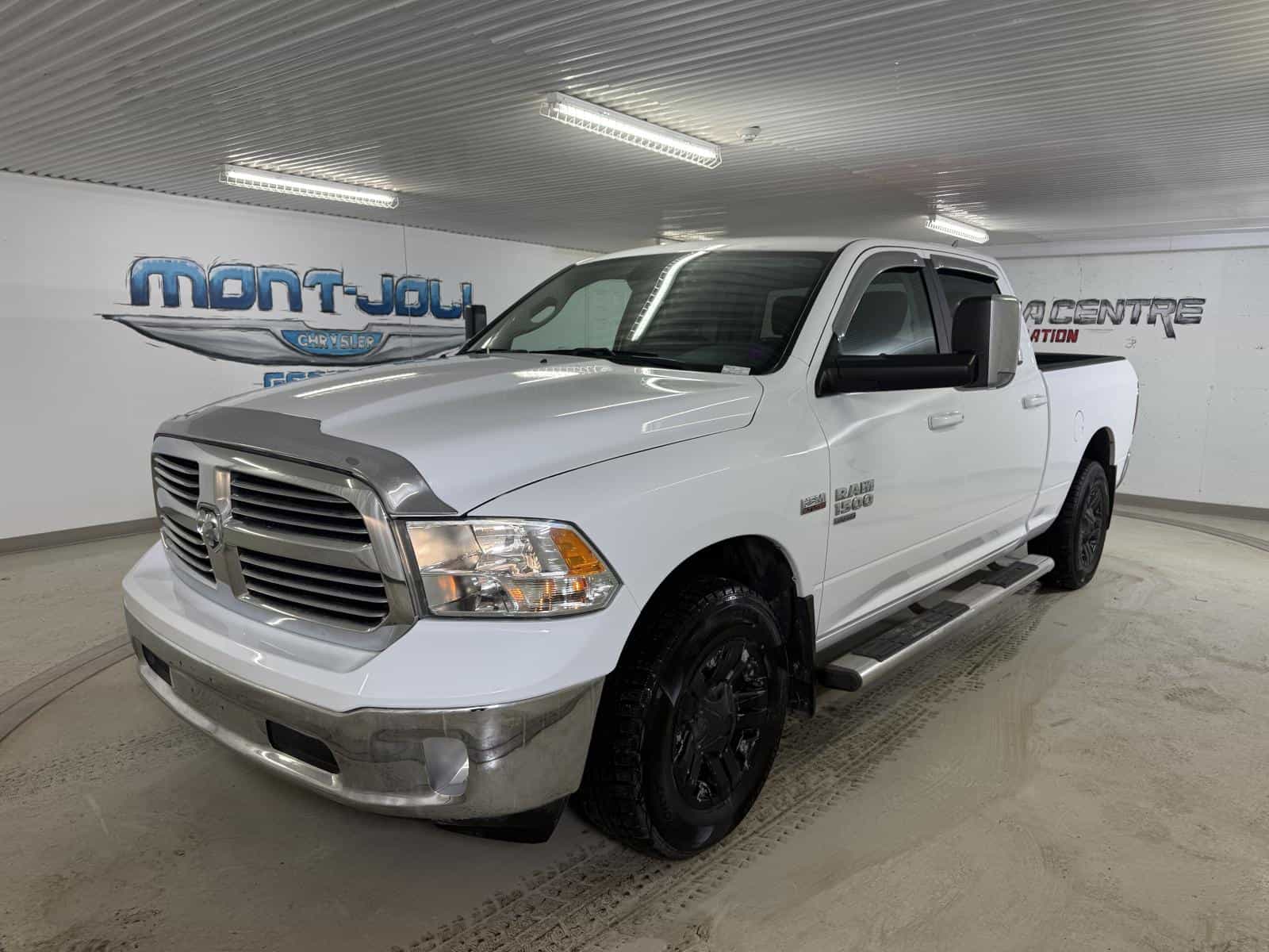 2021 RAM 1500 CLASSIC SLT SLT - Image 1