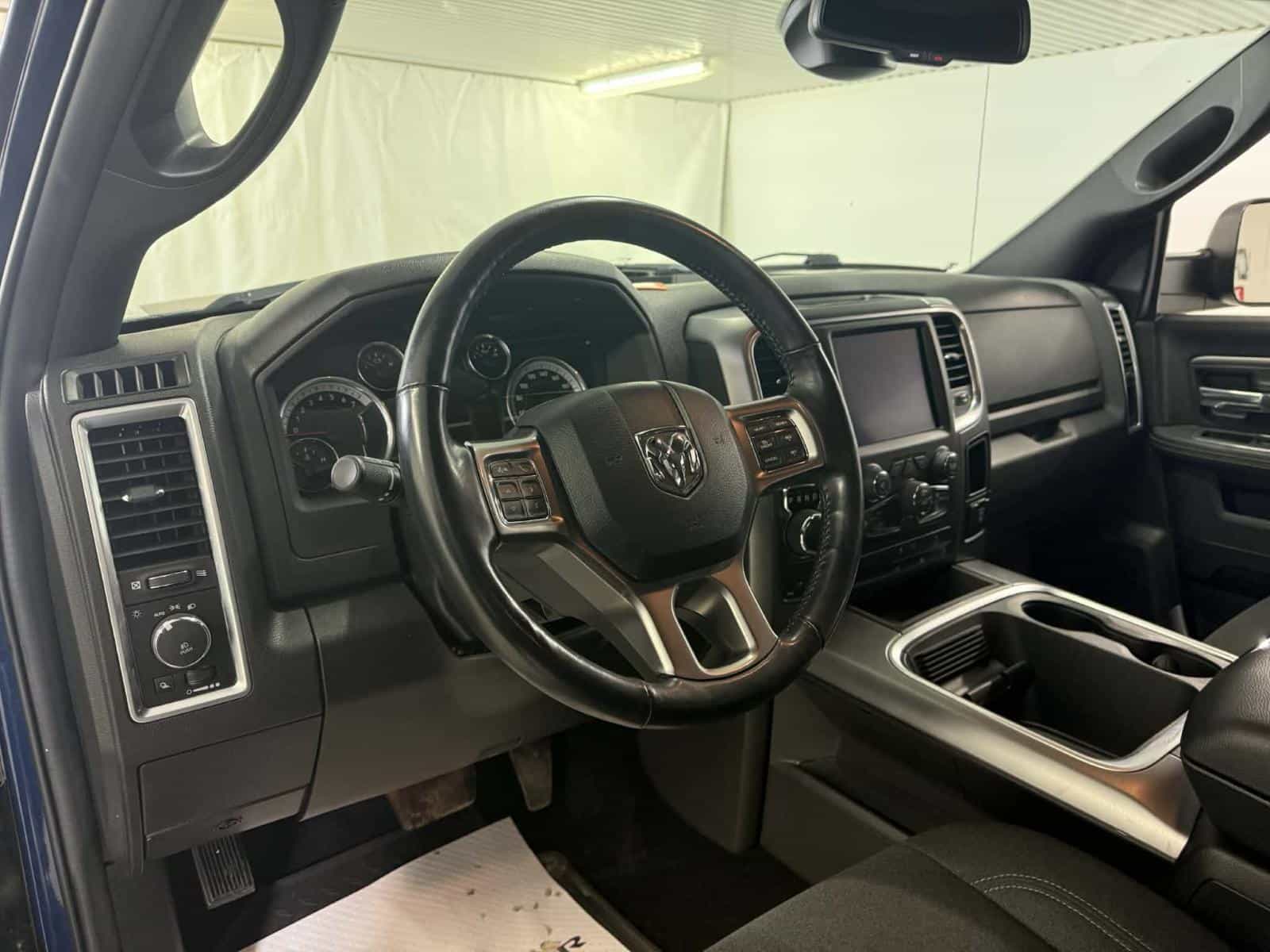 Image 11 RAM 1500 CLASSIC SLT Warlock 2021