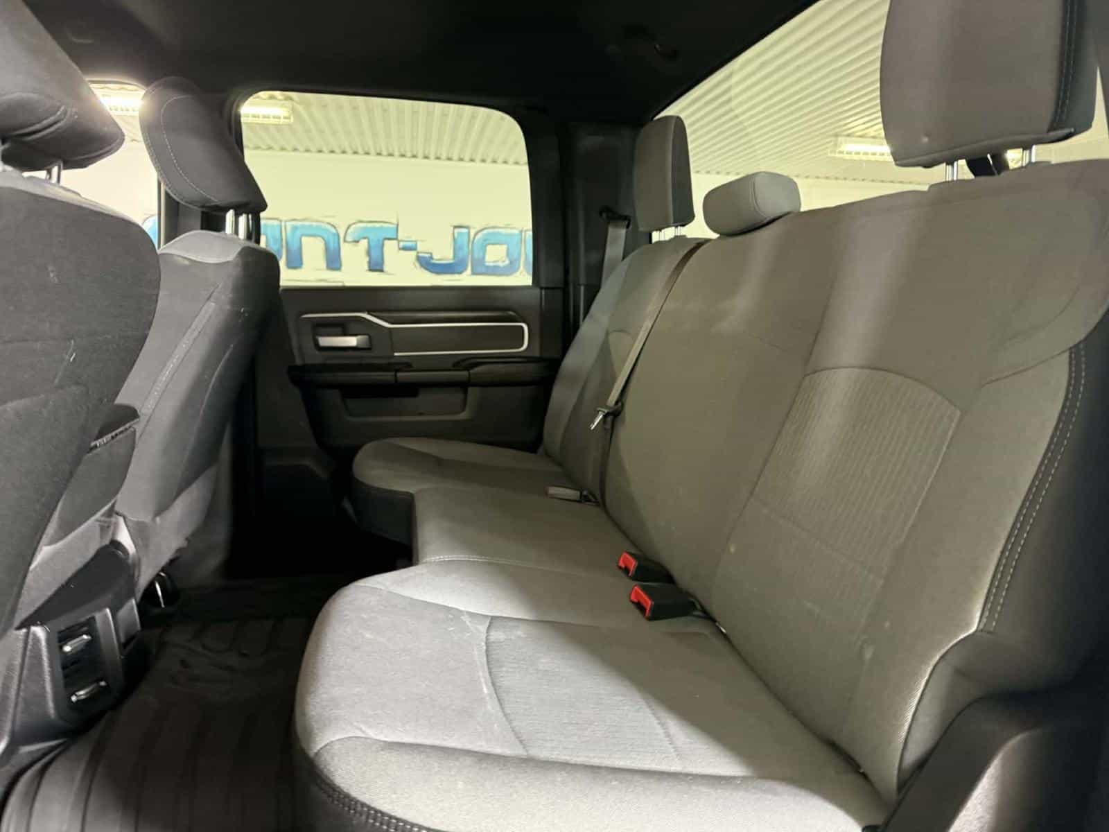 Image 9 RAM 2500 Big Horn 2022