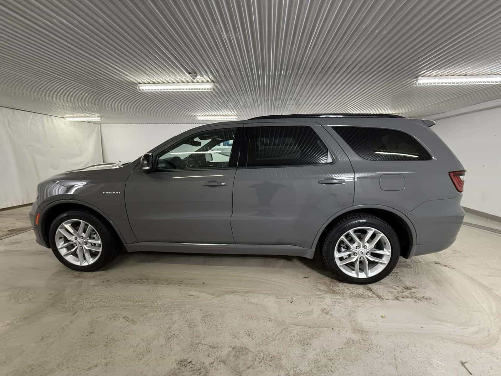 Image 3 Dodge Durango R/T 2025