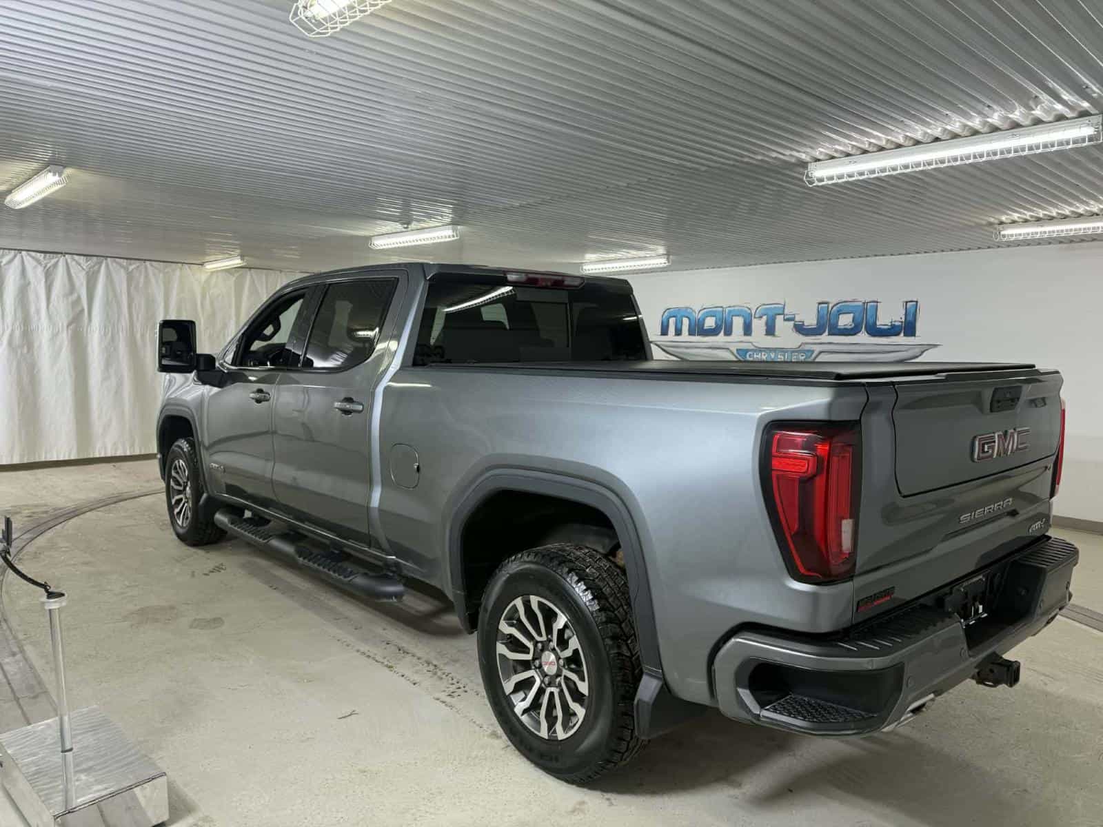 Image 3 GMC Sierra K15 AT4 2021