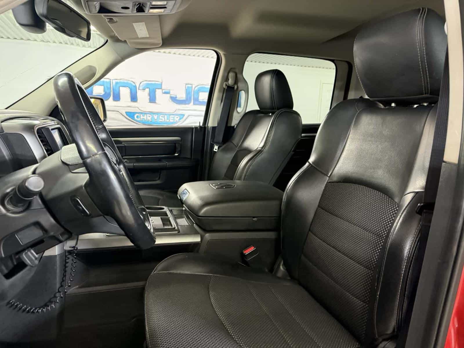 2013 RAM 1500 Sport - Image 11