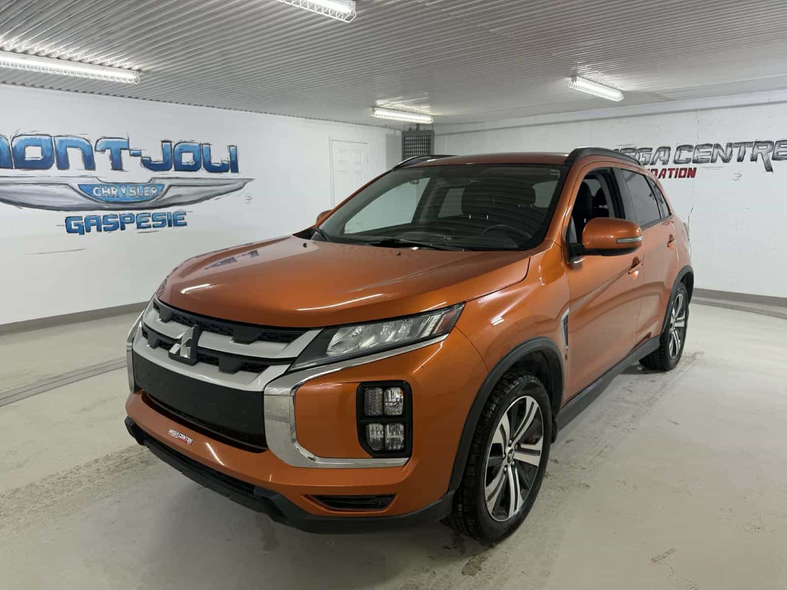 2022 Mitsubishi RVR SEL - Image 1