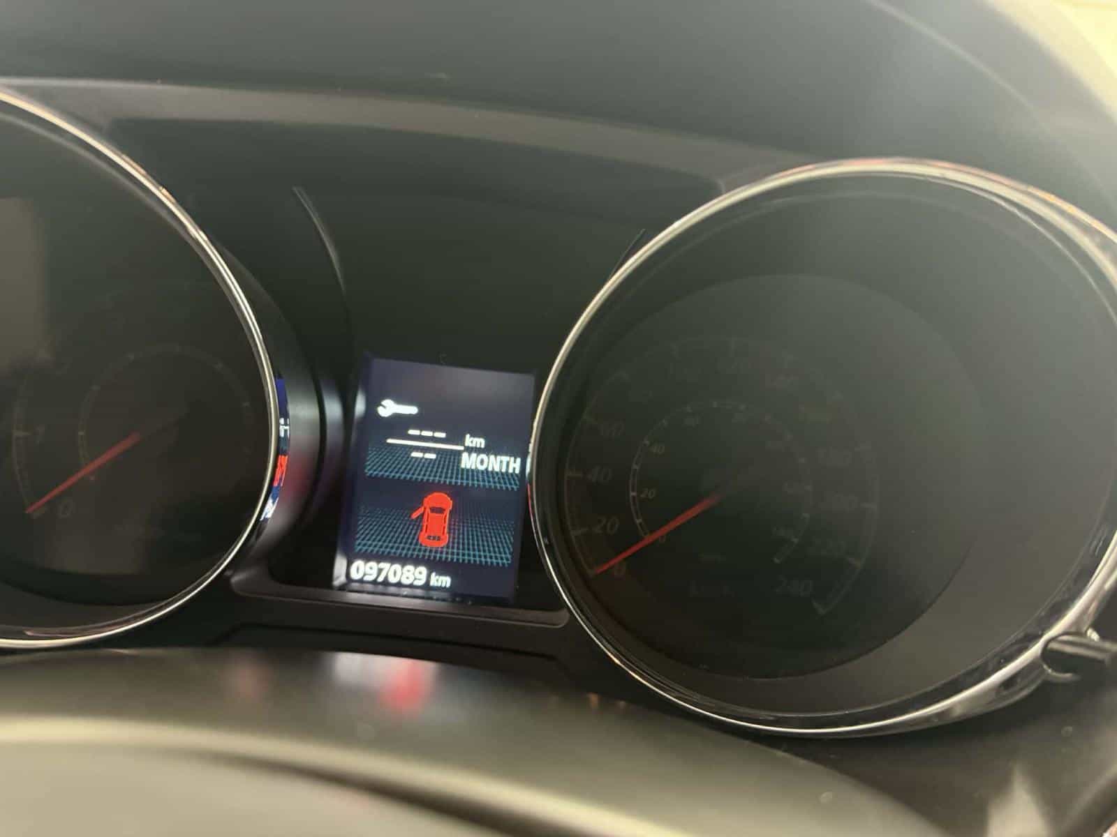 2022 Mitsubishi RVR SEL - Image 15