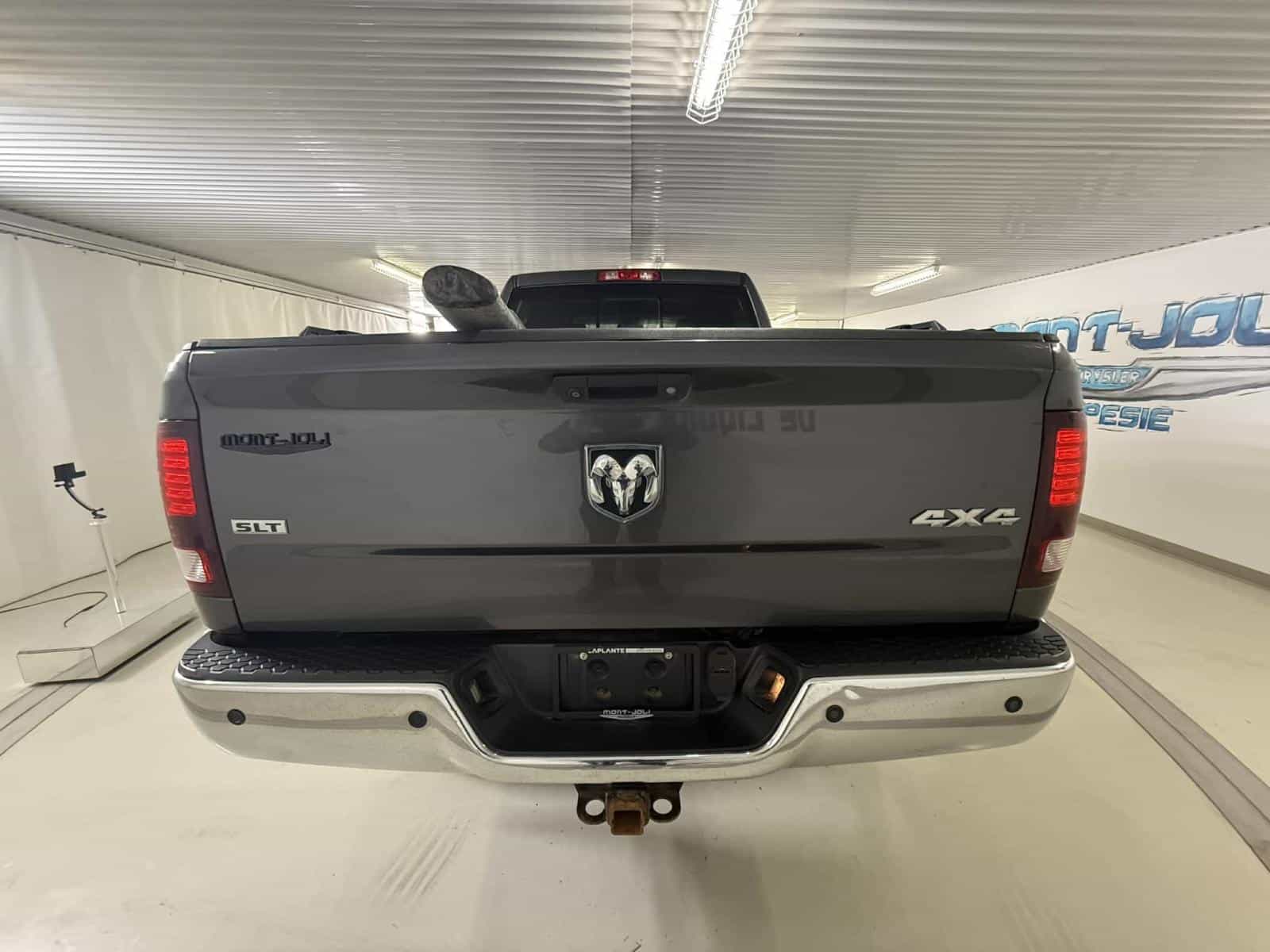 2015 RAM 2500 Power Wagon - Image 4