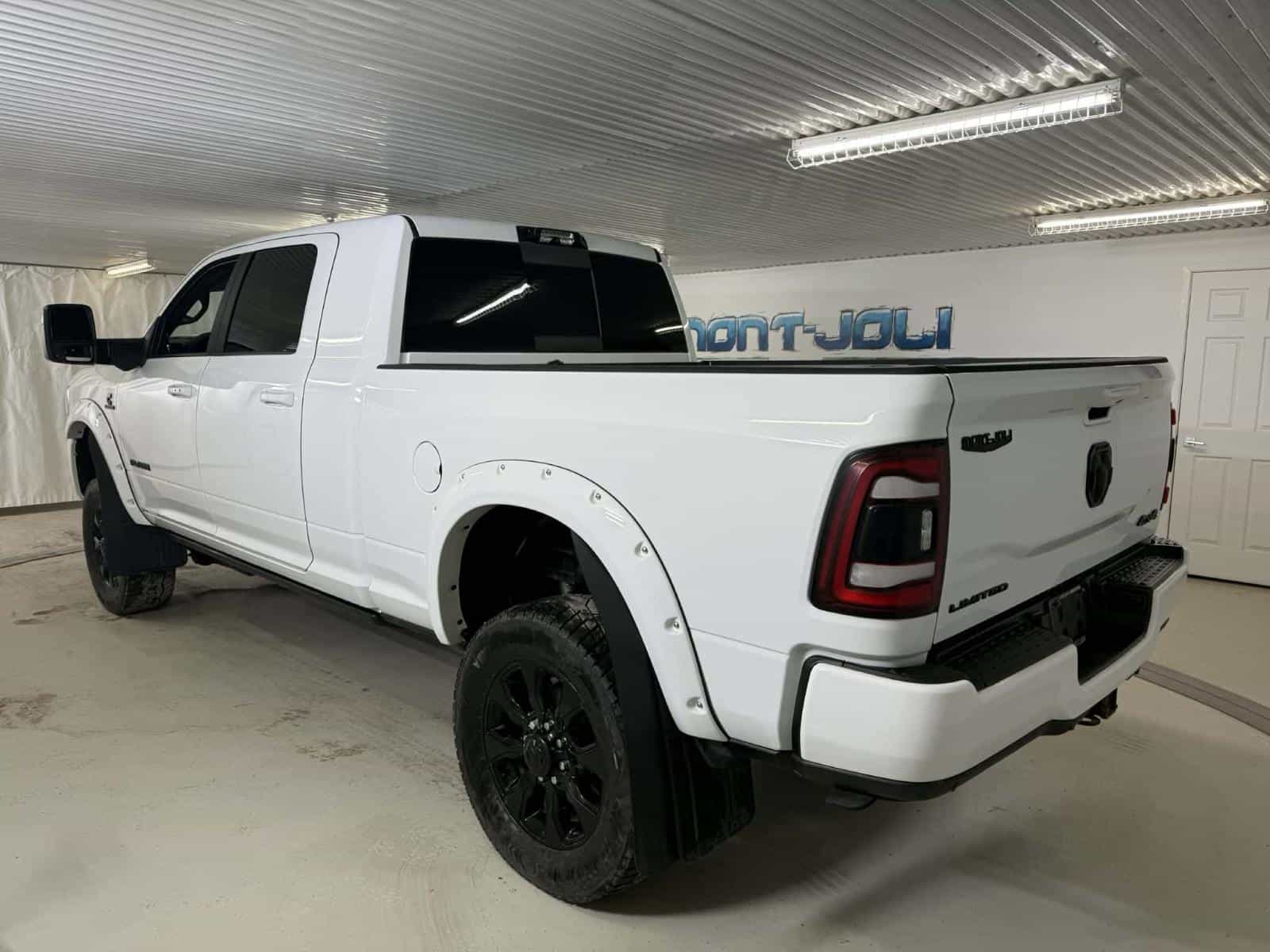 Image 3 RAM 2500 Limited 2024