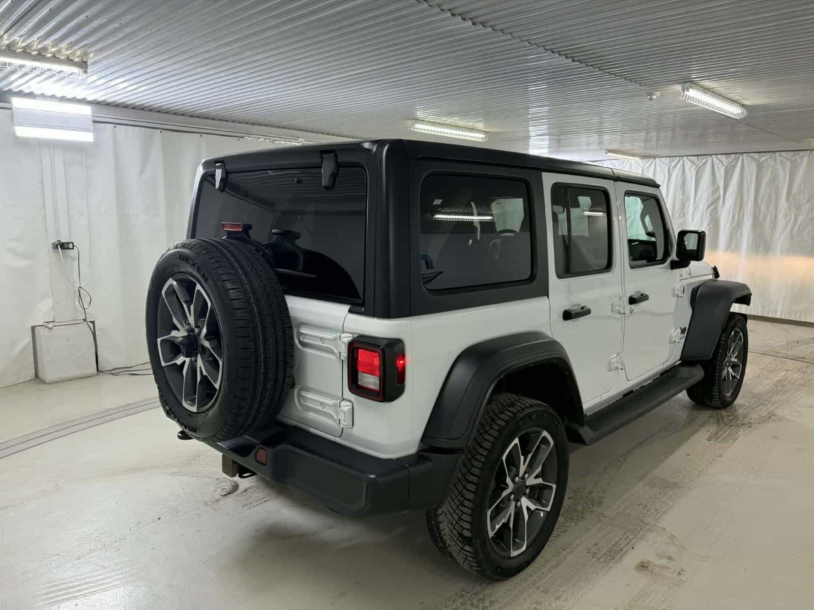 Image 5 Jeep Wrangler Sport S 2025