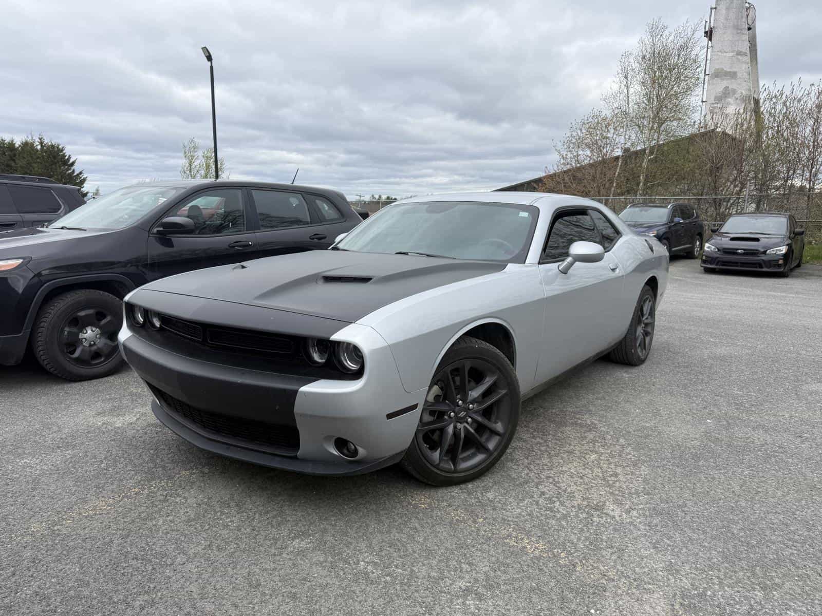 Image 1 Dodge Challenger SXT 2023
