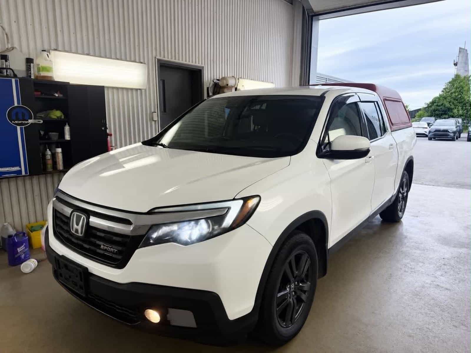 2017 Honda Ridgeline Sport - Image 1