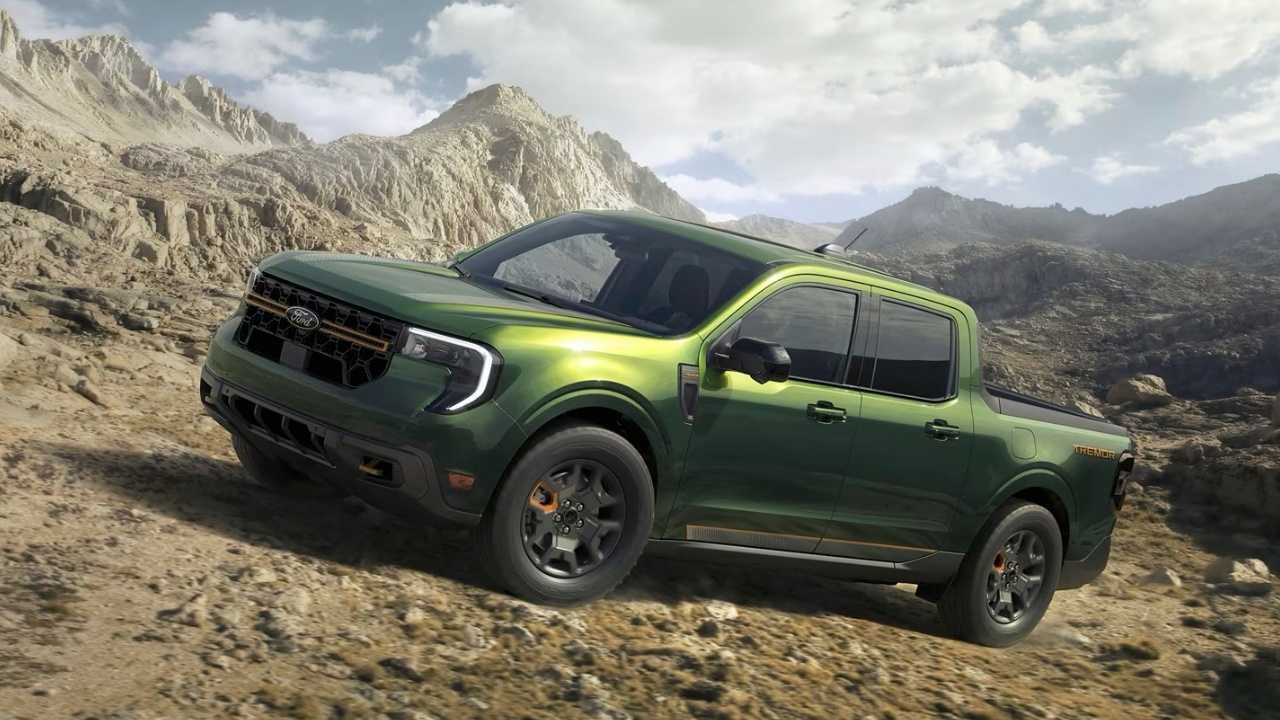 vue latérale avant d'un Ford Maverick 2025